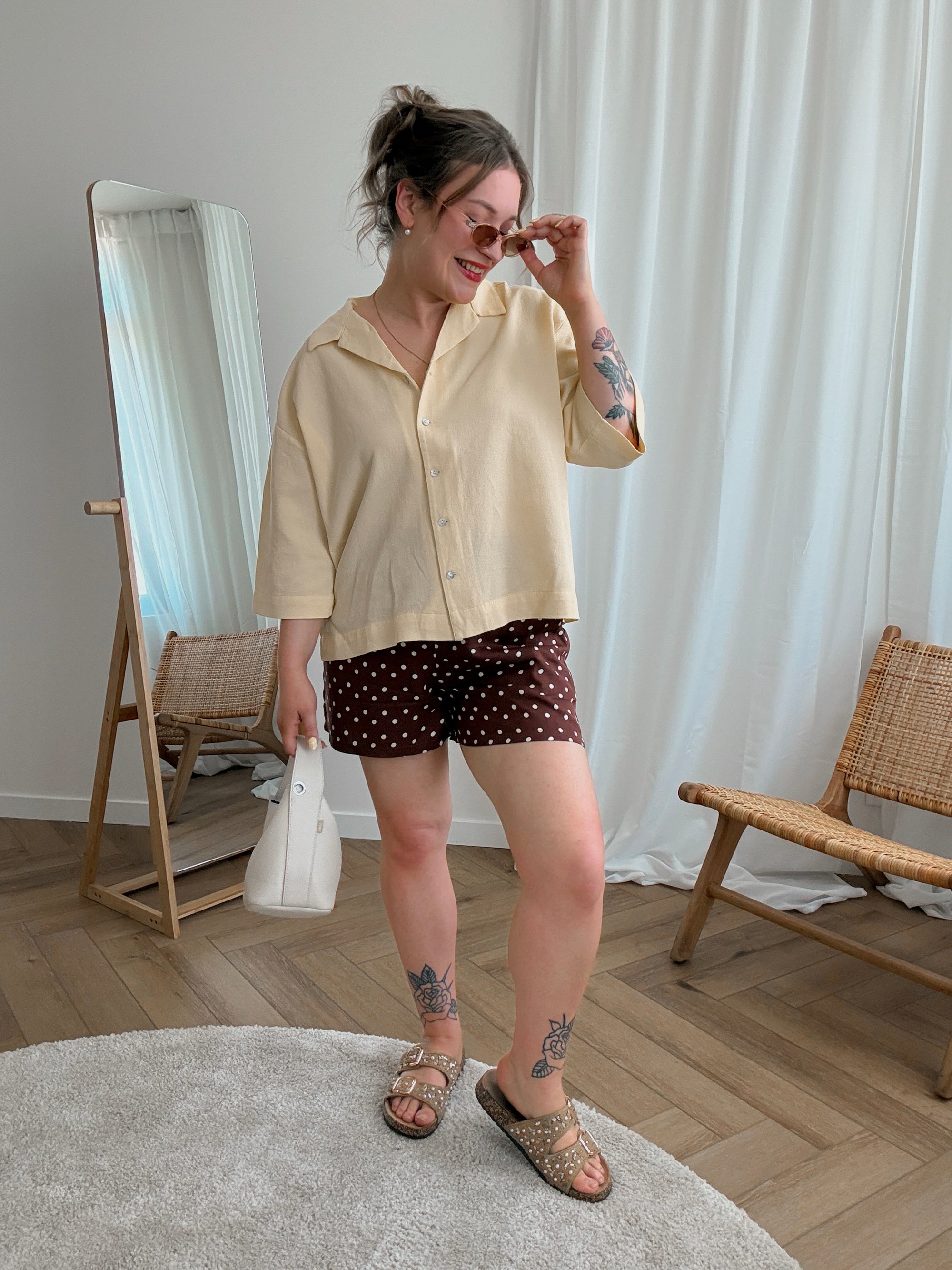 Adeline short brown