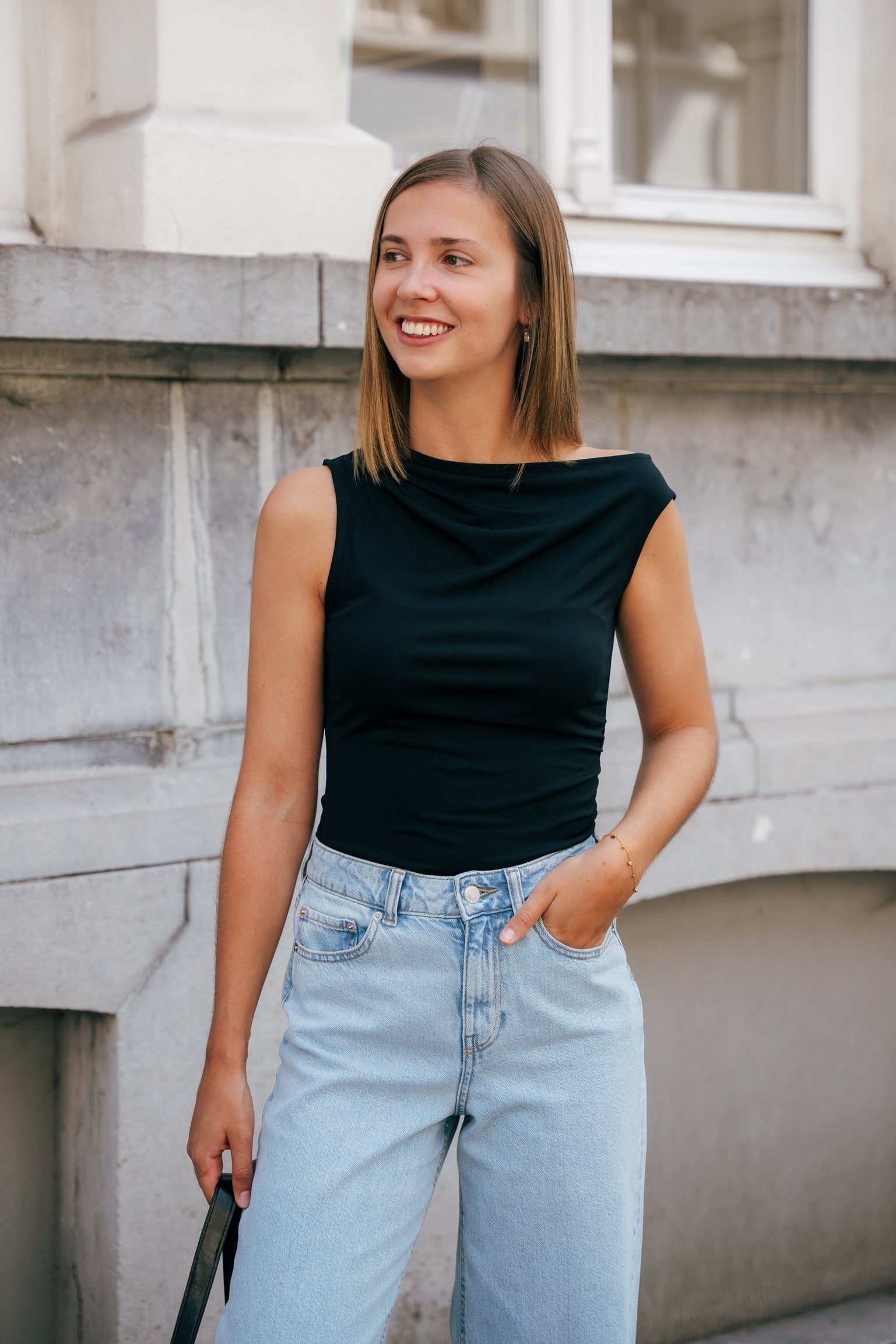 Holly asym top black