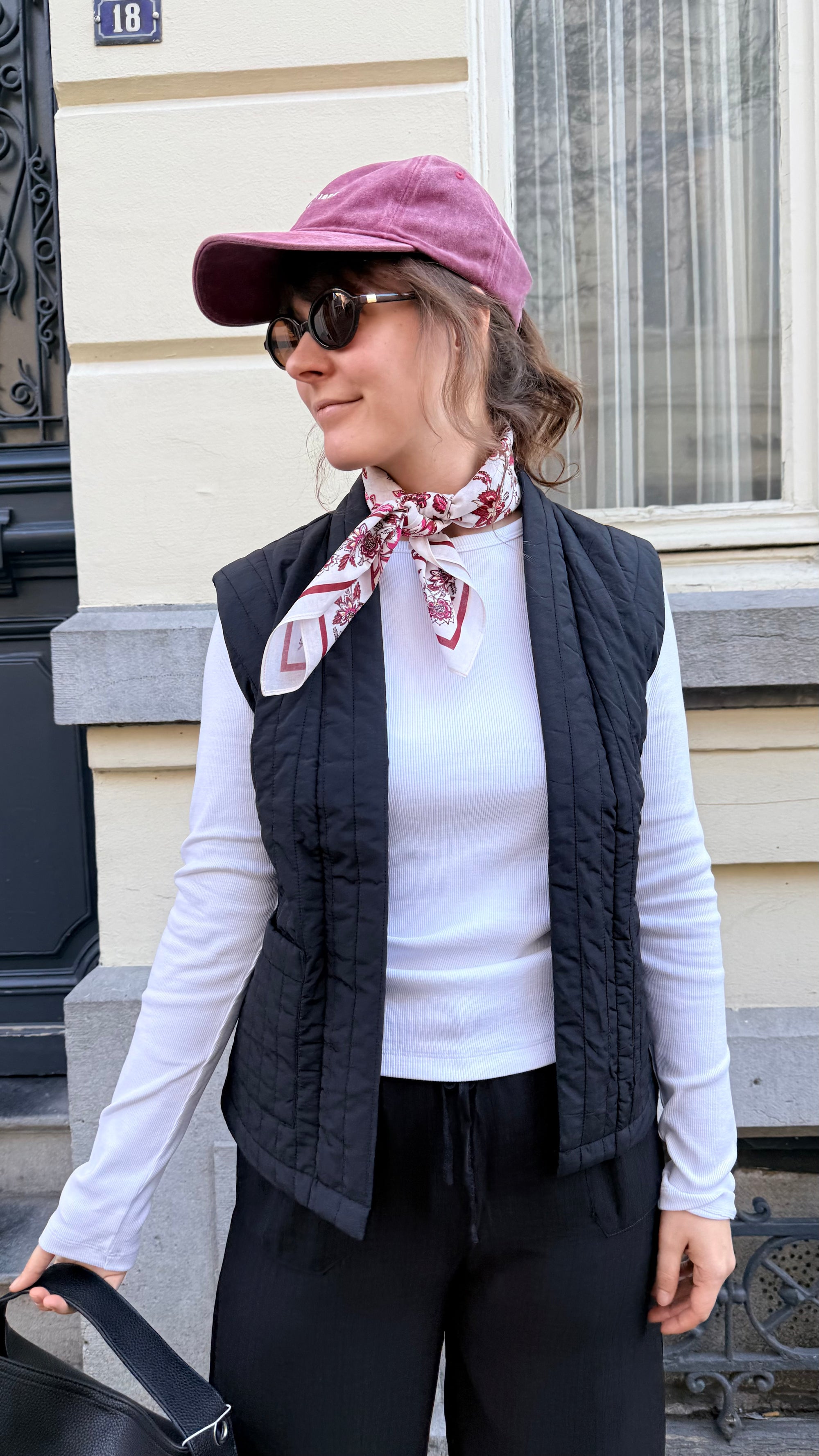 Mila padded gilet black