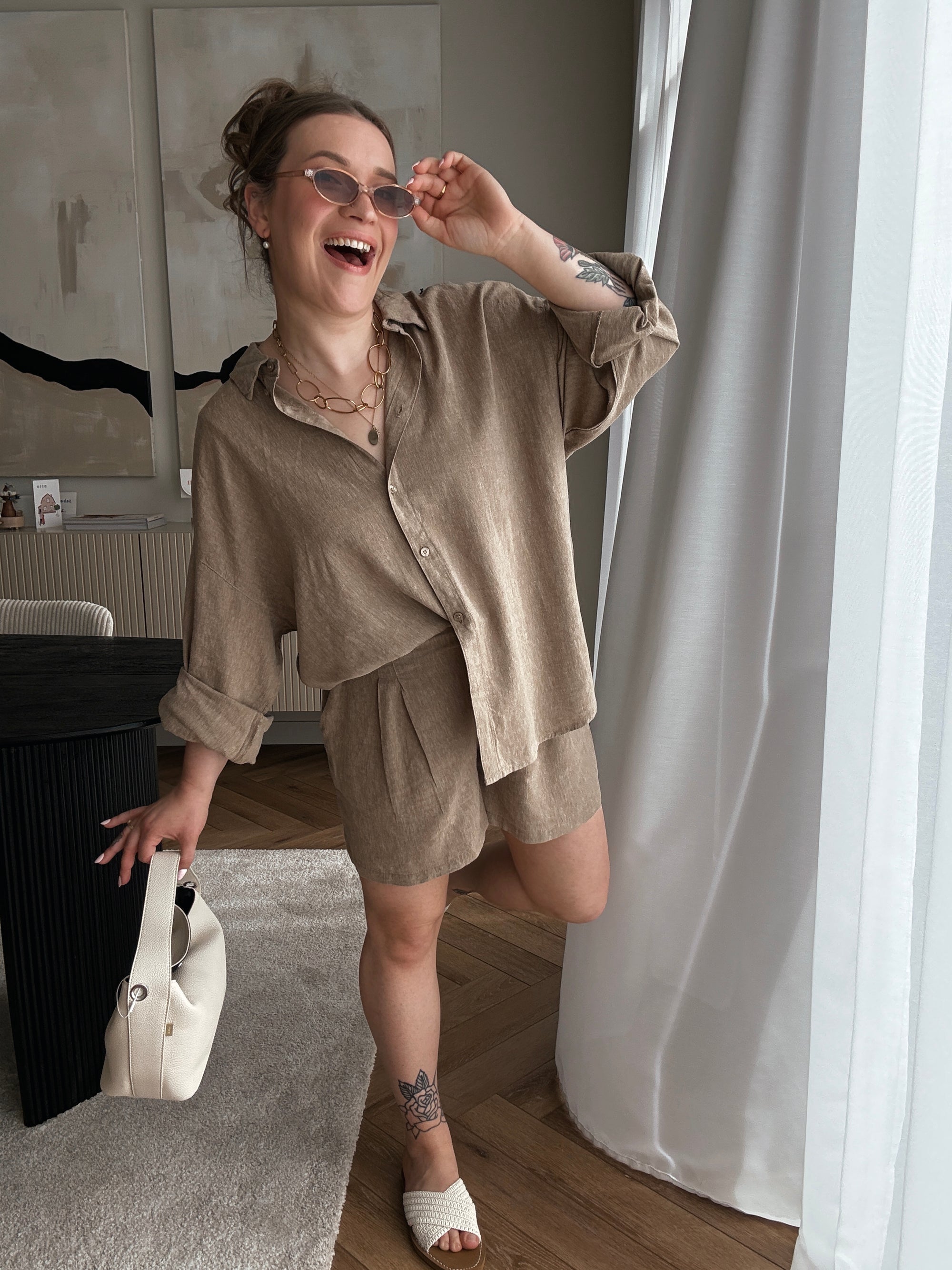 Almira linnen short