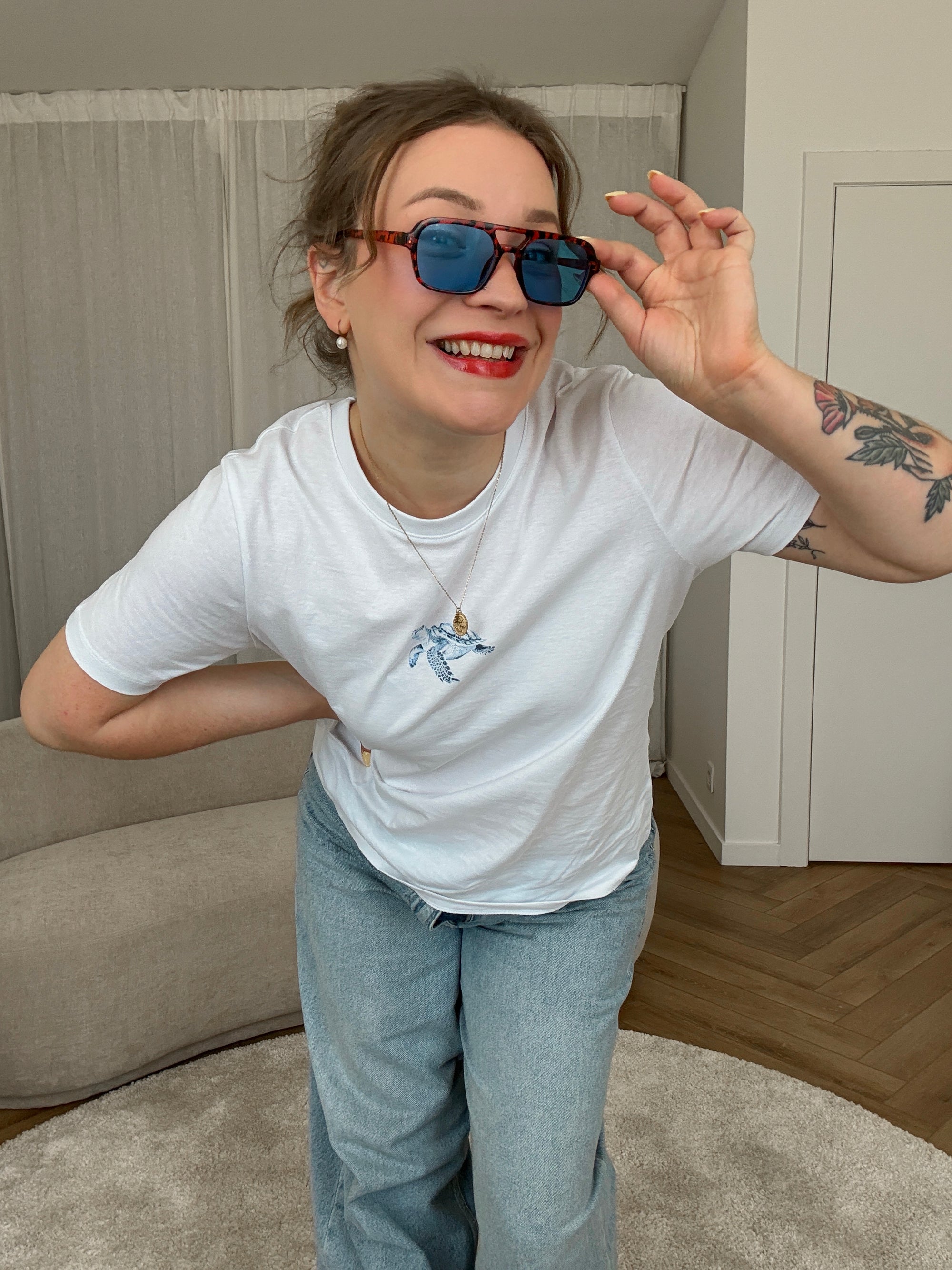 Carly bahamas T-shirt