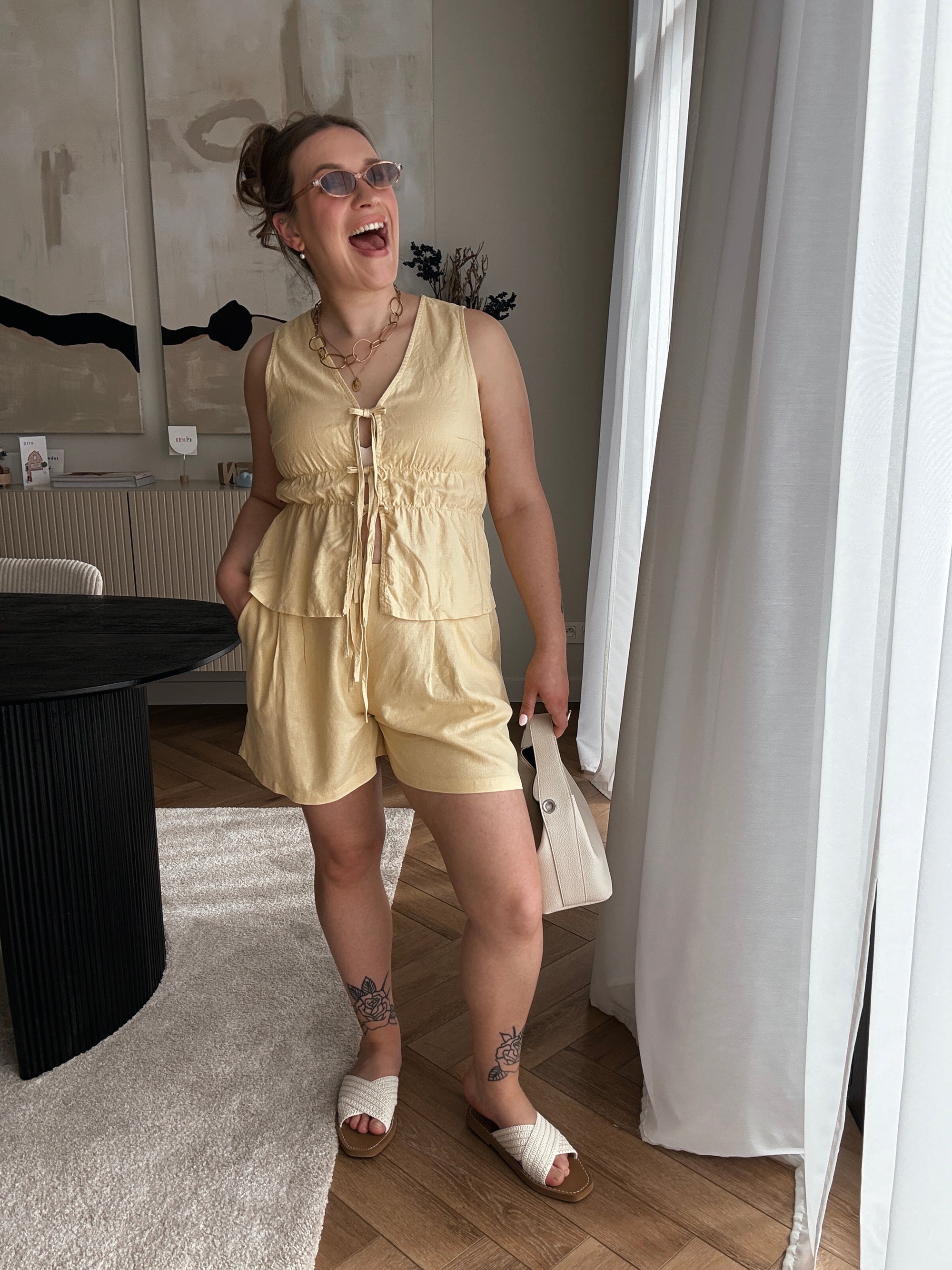Almira linnen short yellow