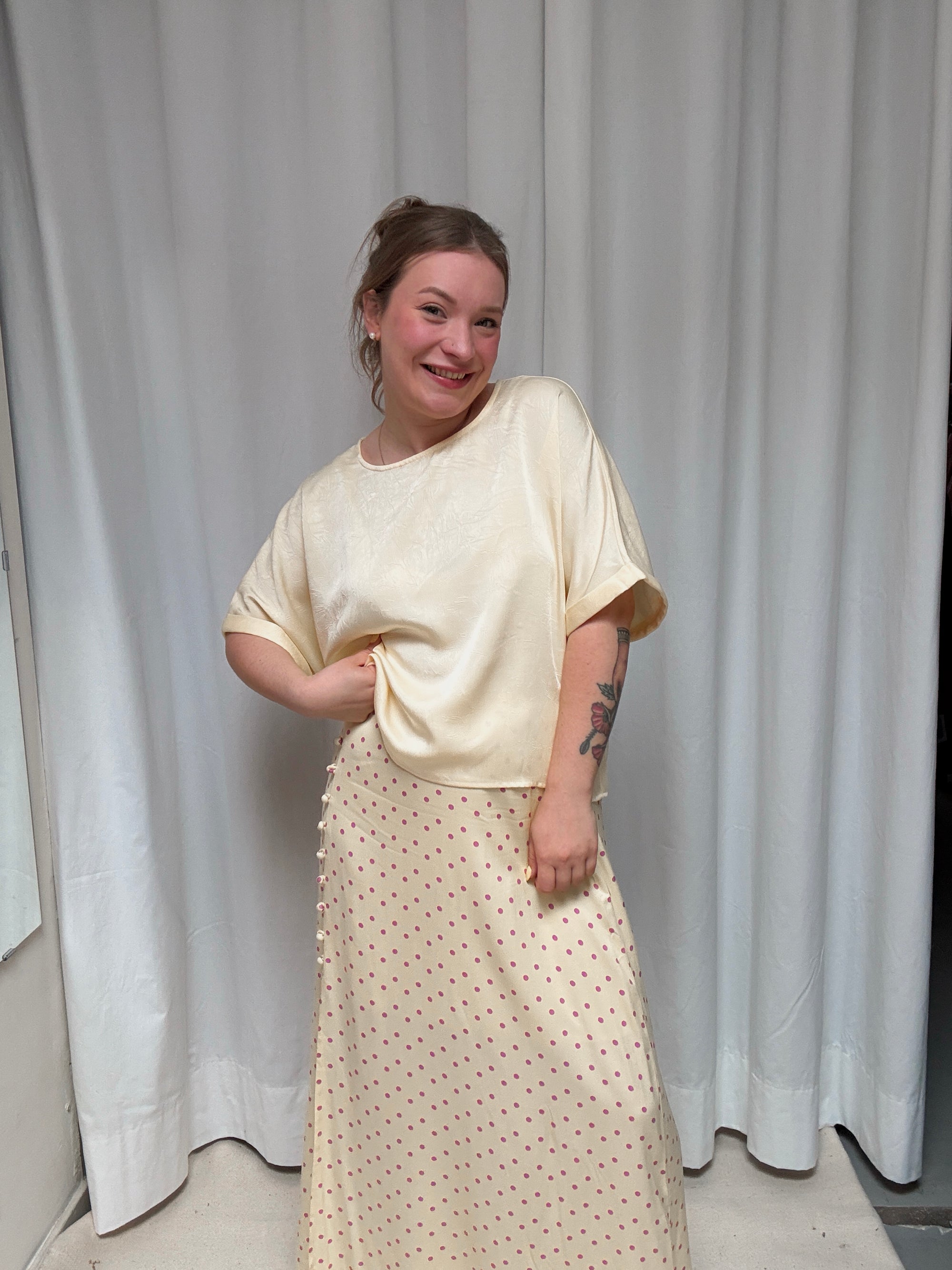 Paula top butter yellow