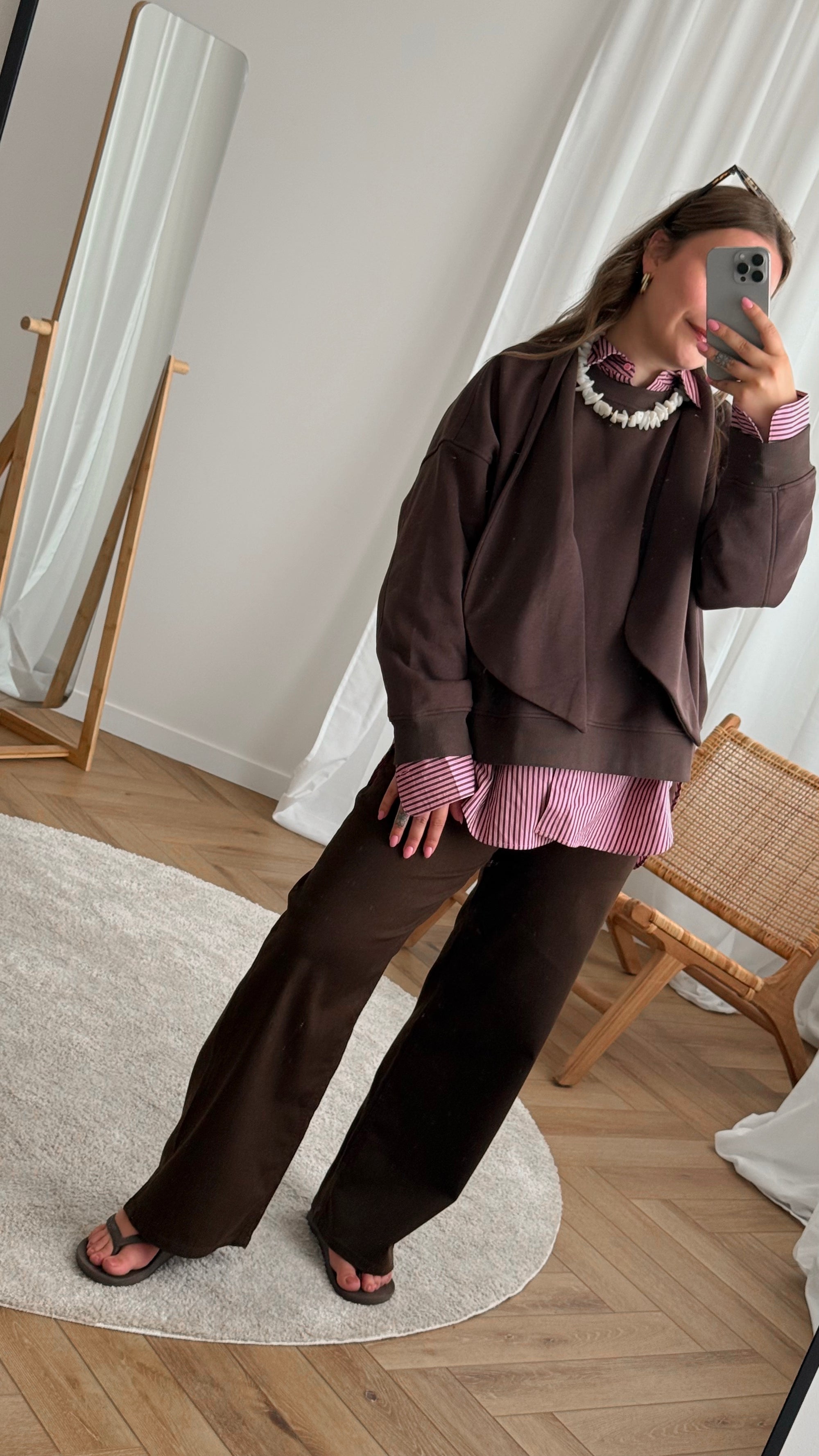 Arina tie sweatshirt -brown