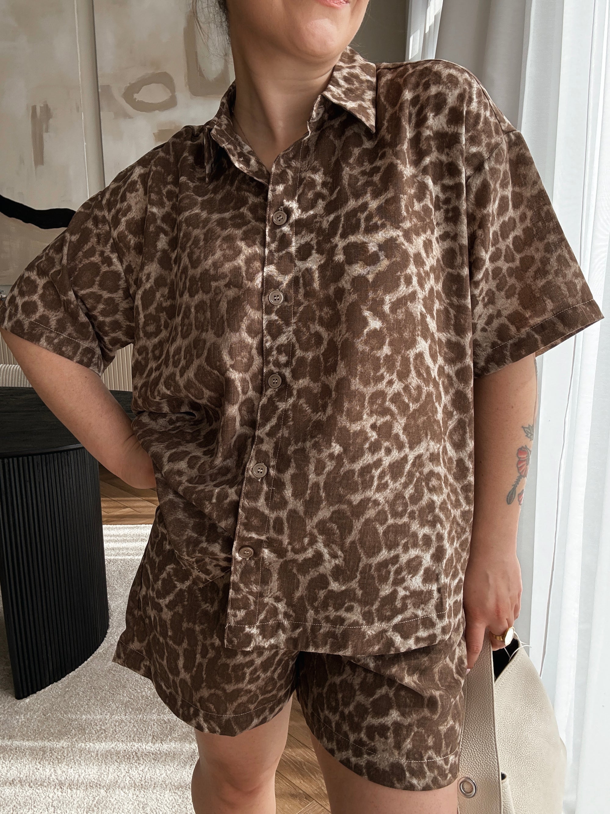 Cali short leopard