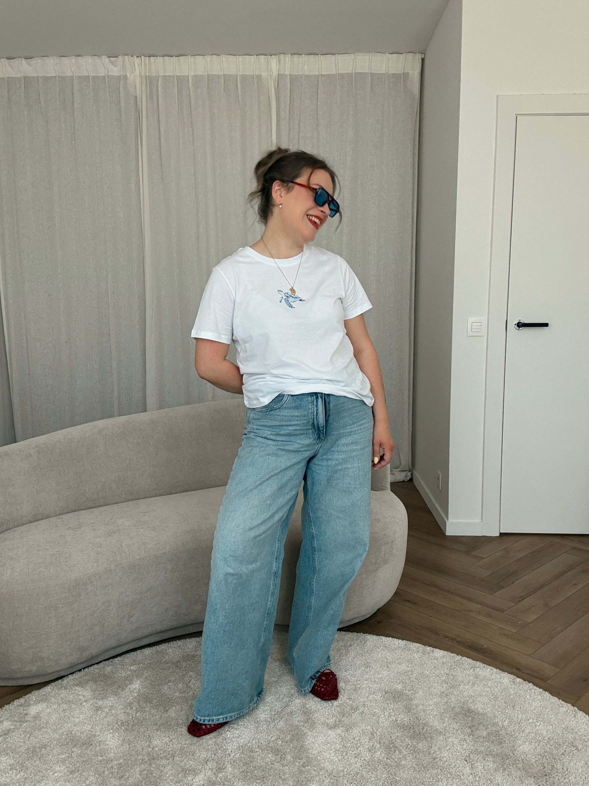Carly bahamas T-shirt