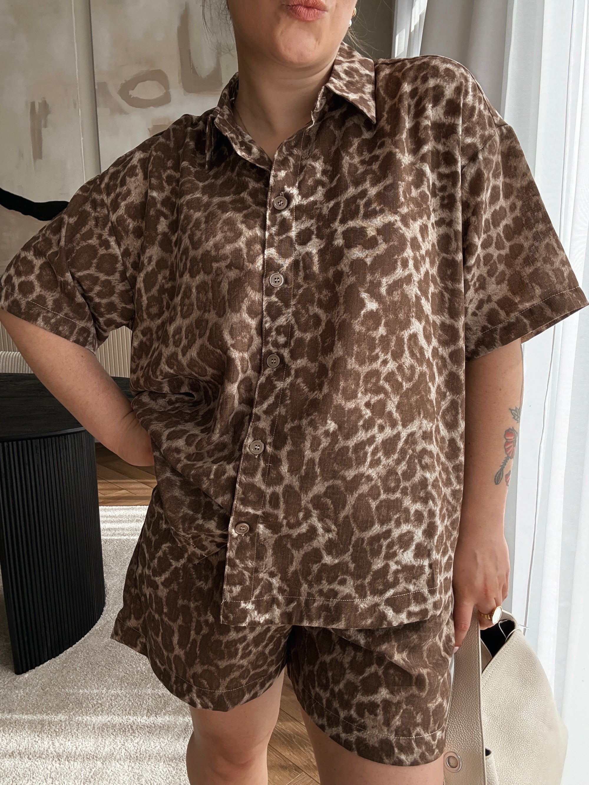 Cali short leopard