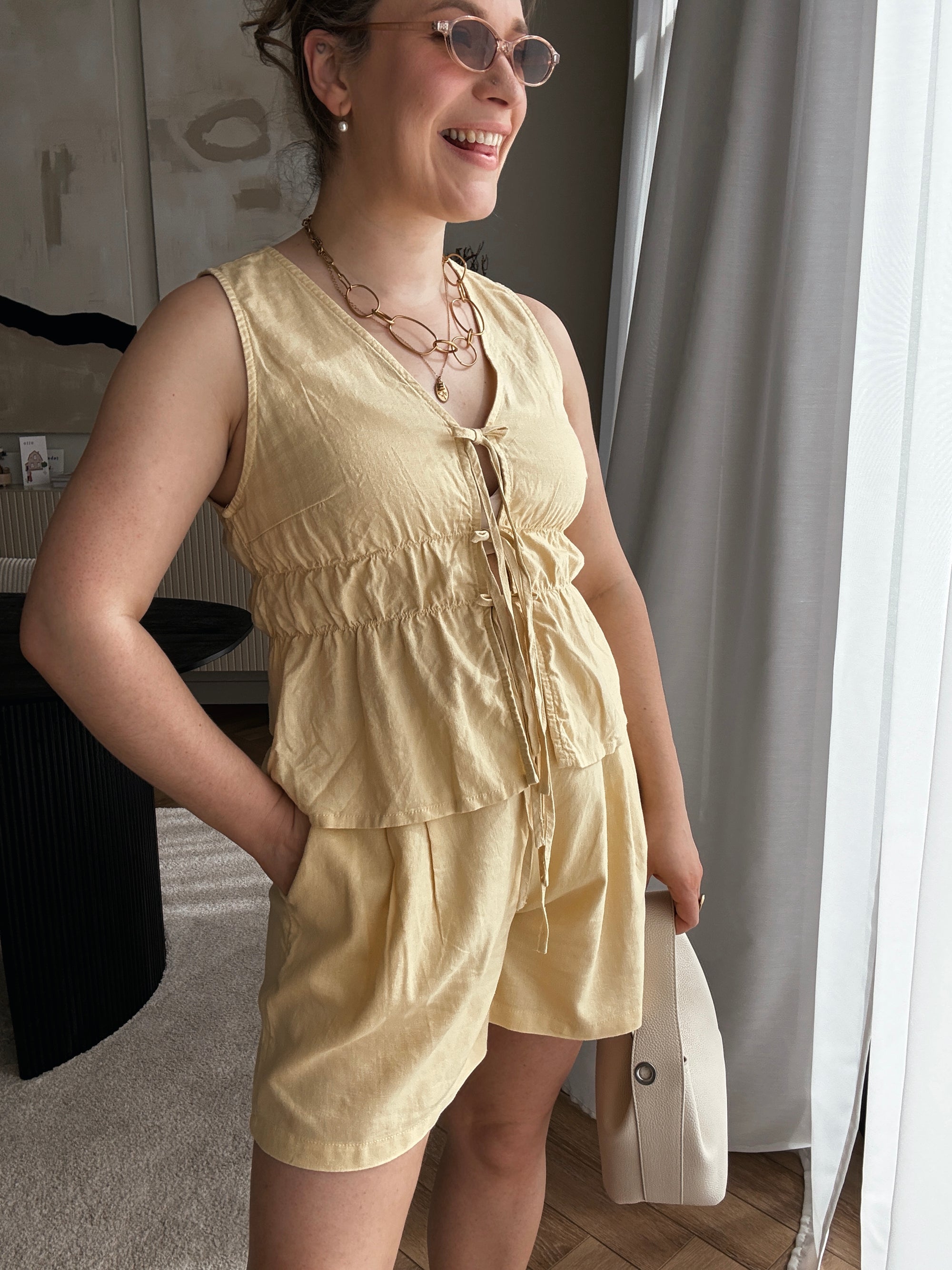Almira tie top yellow