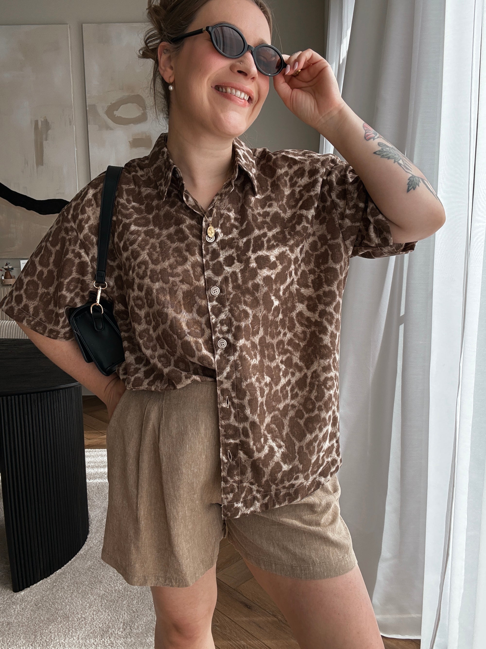 Almira linnen short