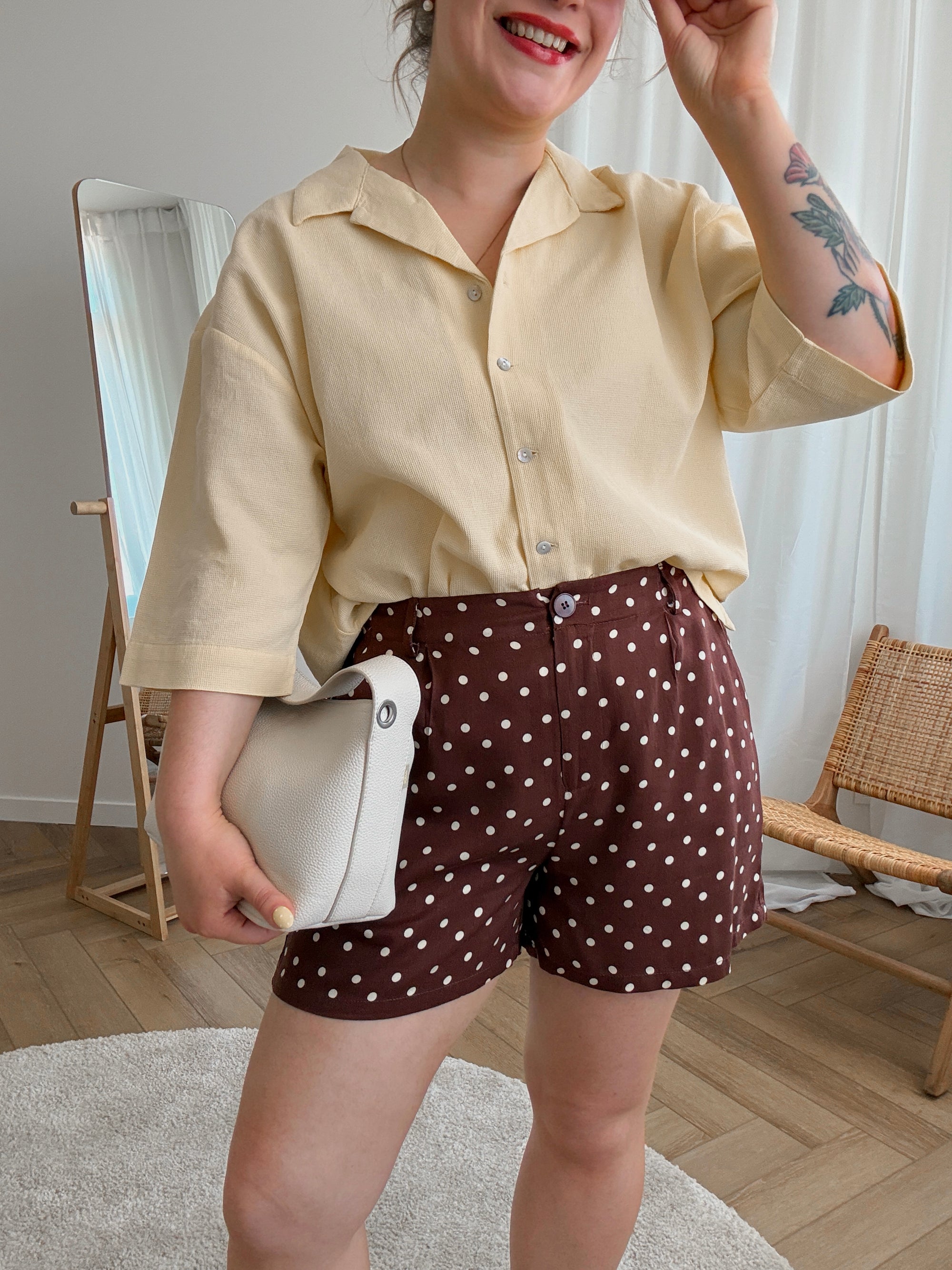 Adeline short brown