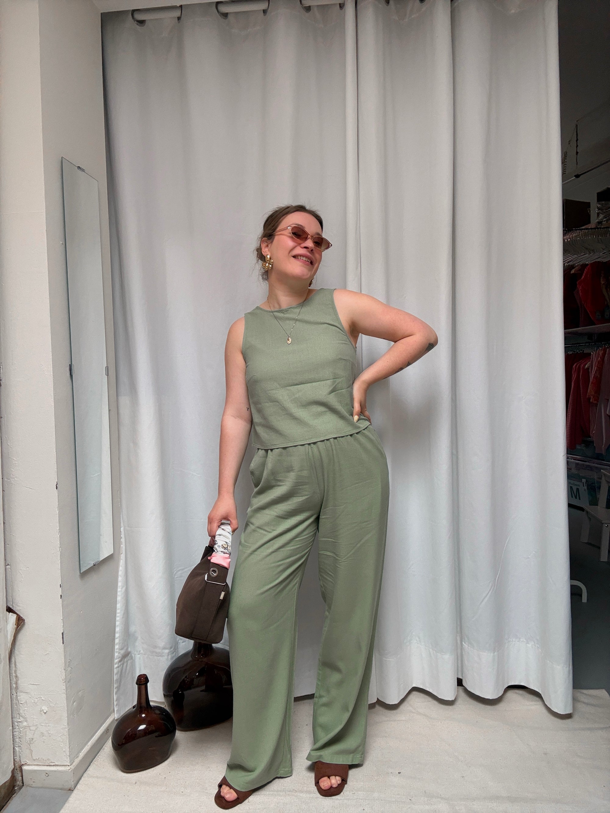 Ella trousers green