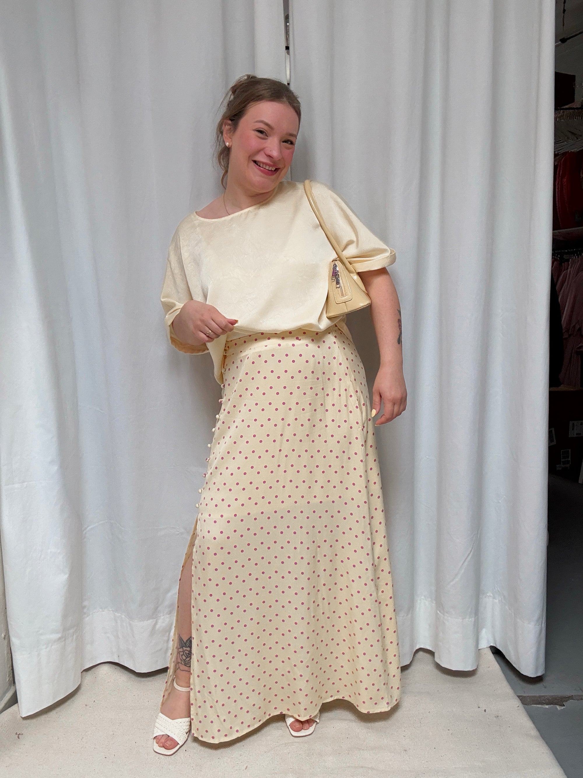 Paula top butter yellow