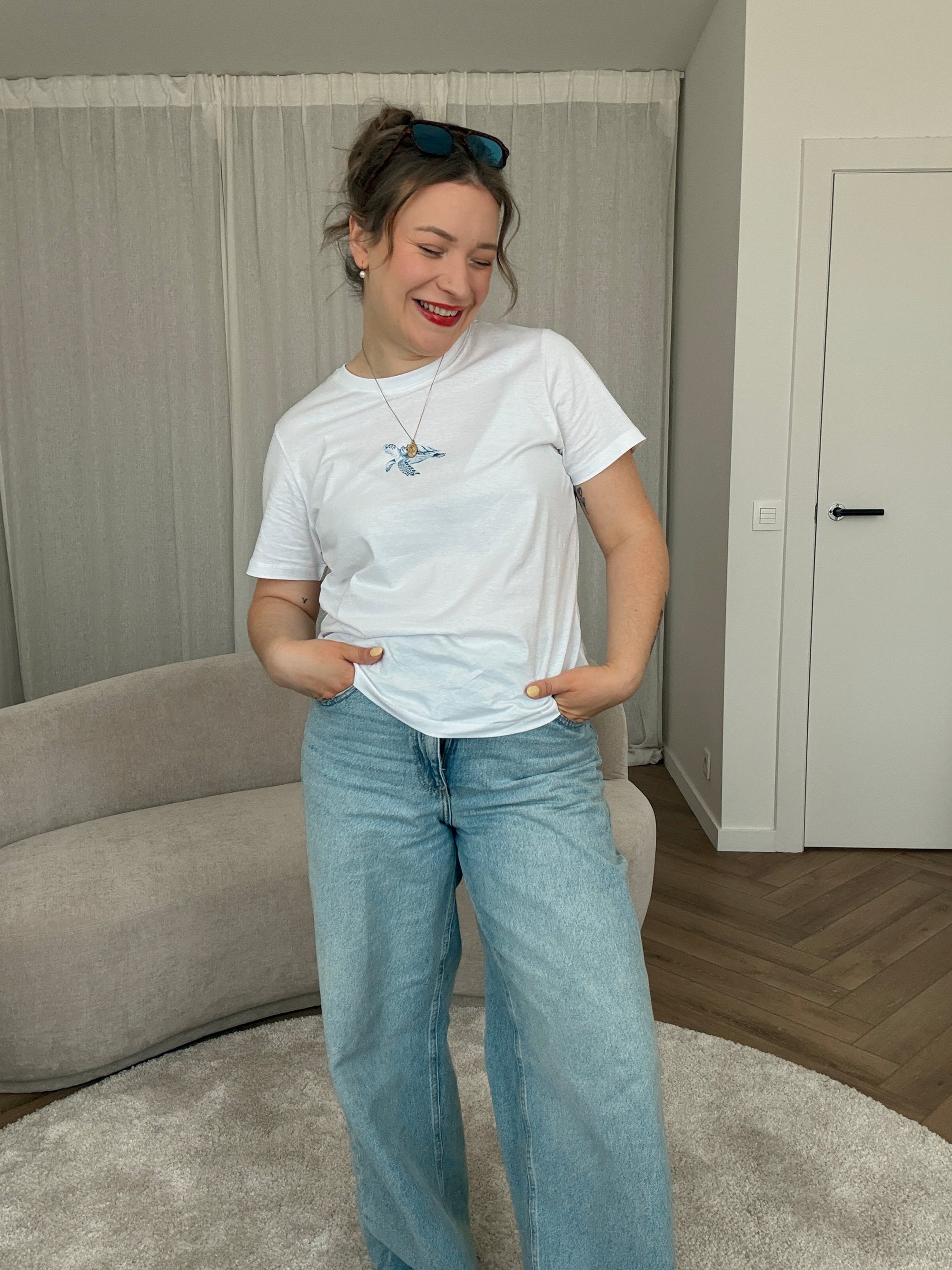 Carly bahamas T-shirt