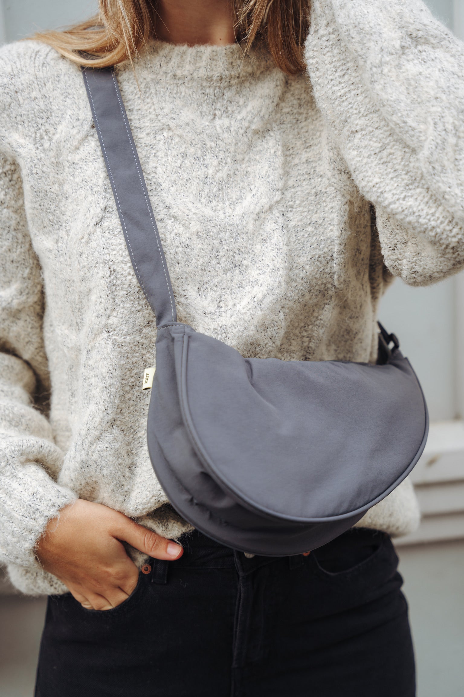 Betty bumbag grey