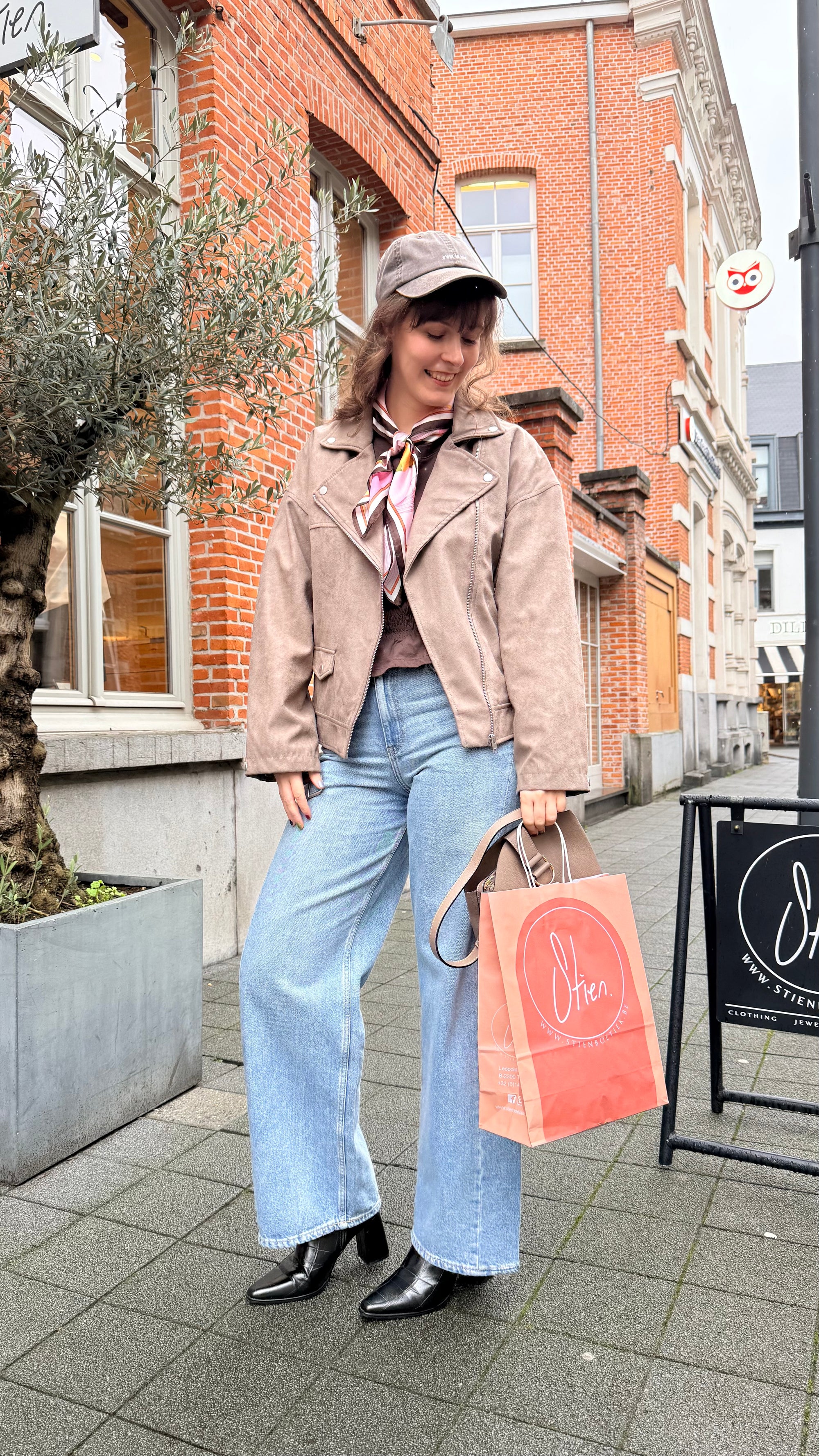 Frida biker jacket taupe