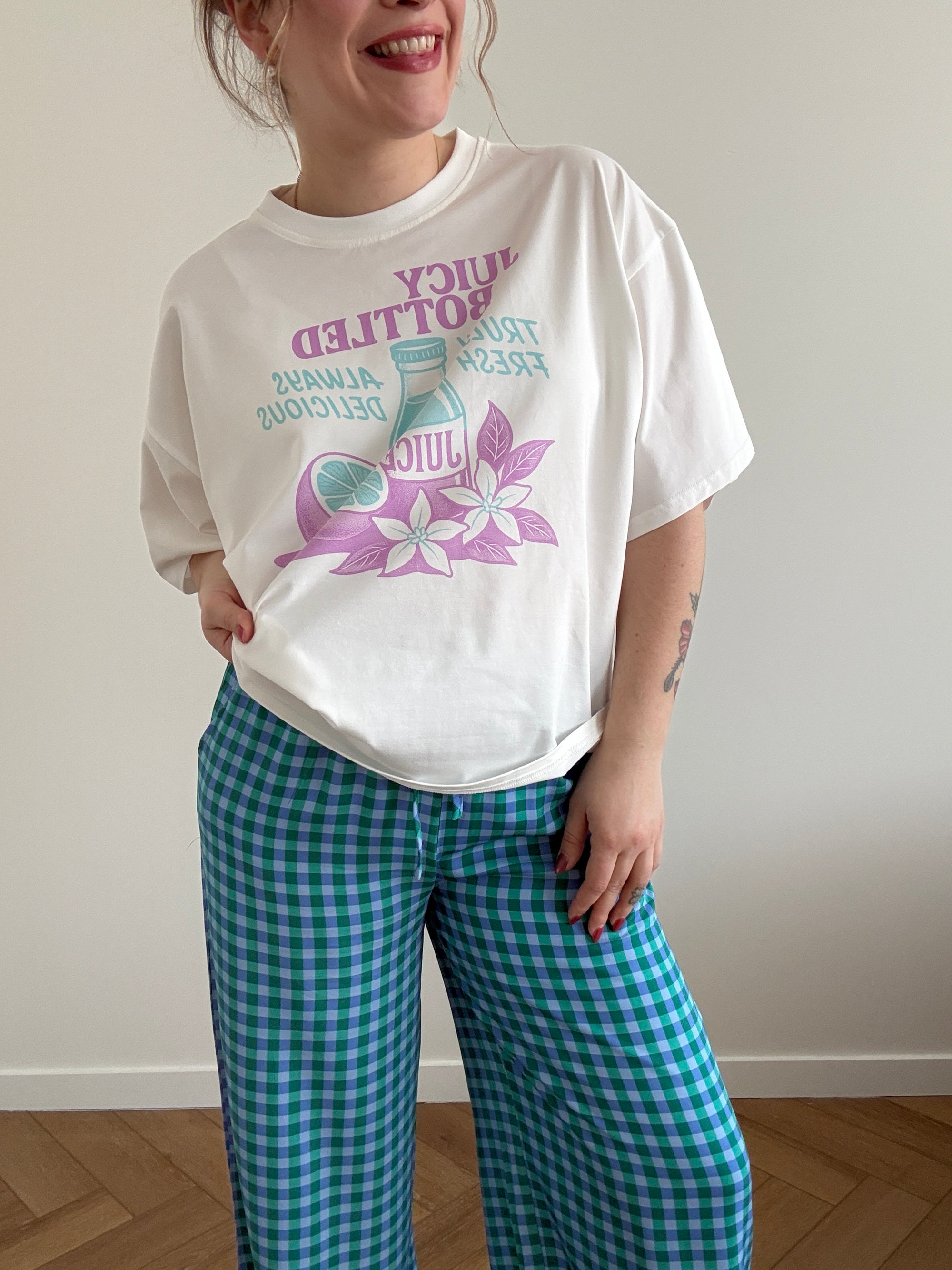 Juicy bottle T-shirt purple