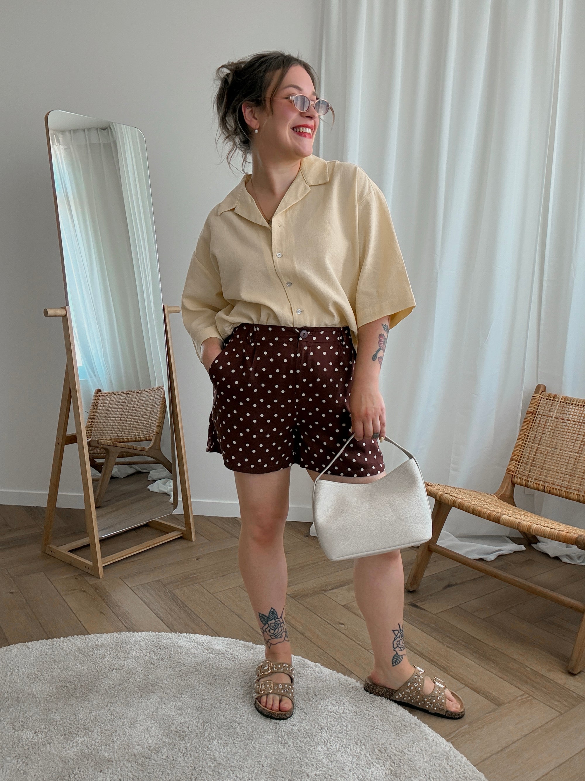 Adeline short brown