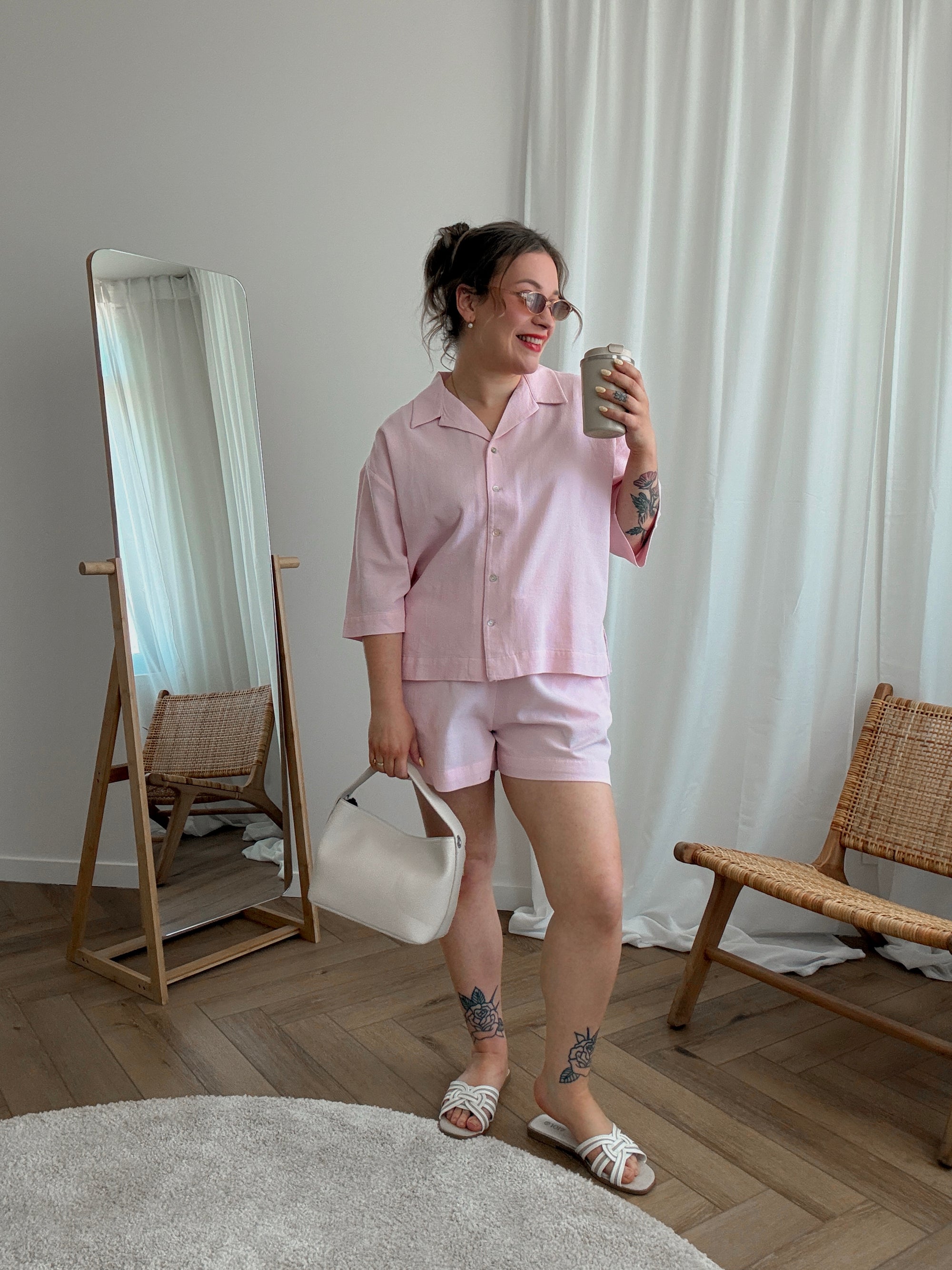 Global waffle shorts pink