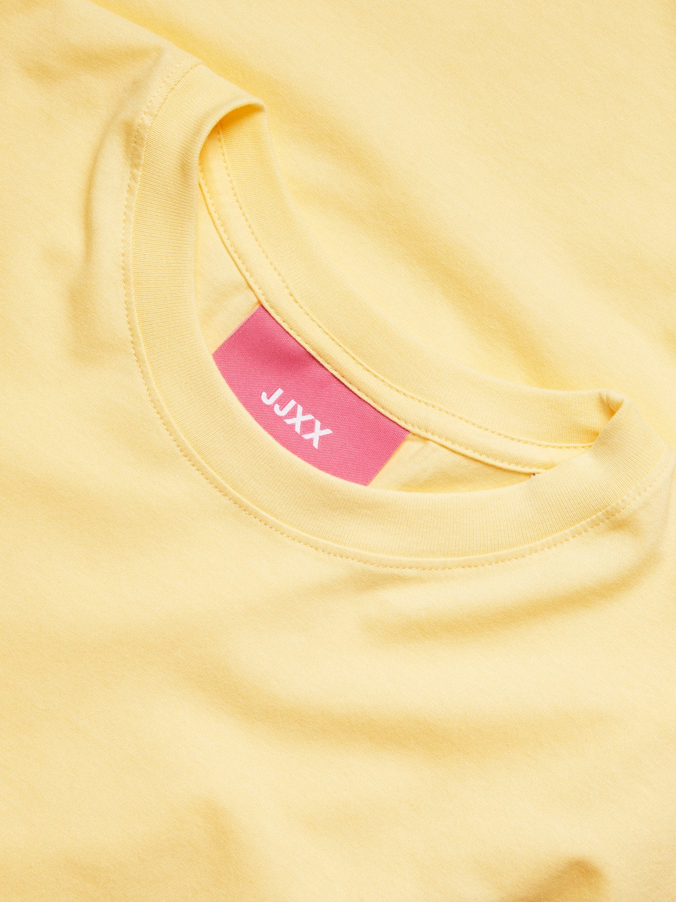 Astrid T-shirt butteryellow
