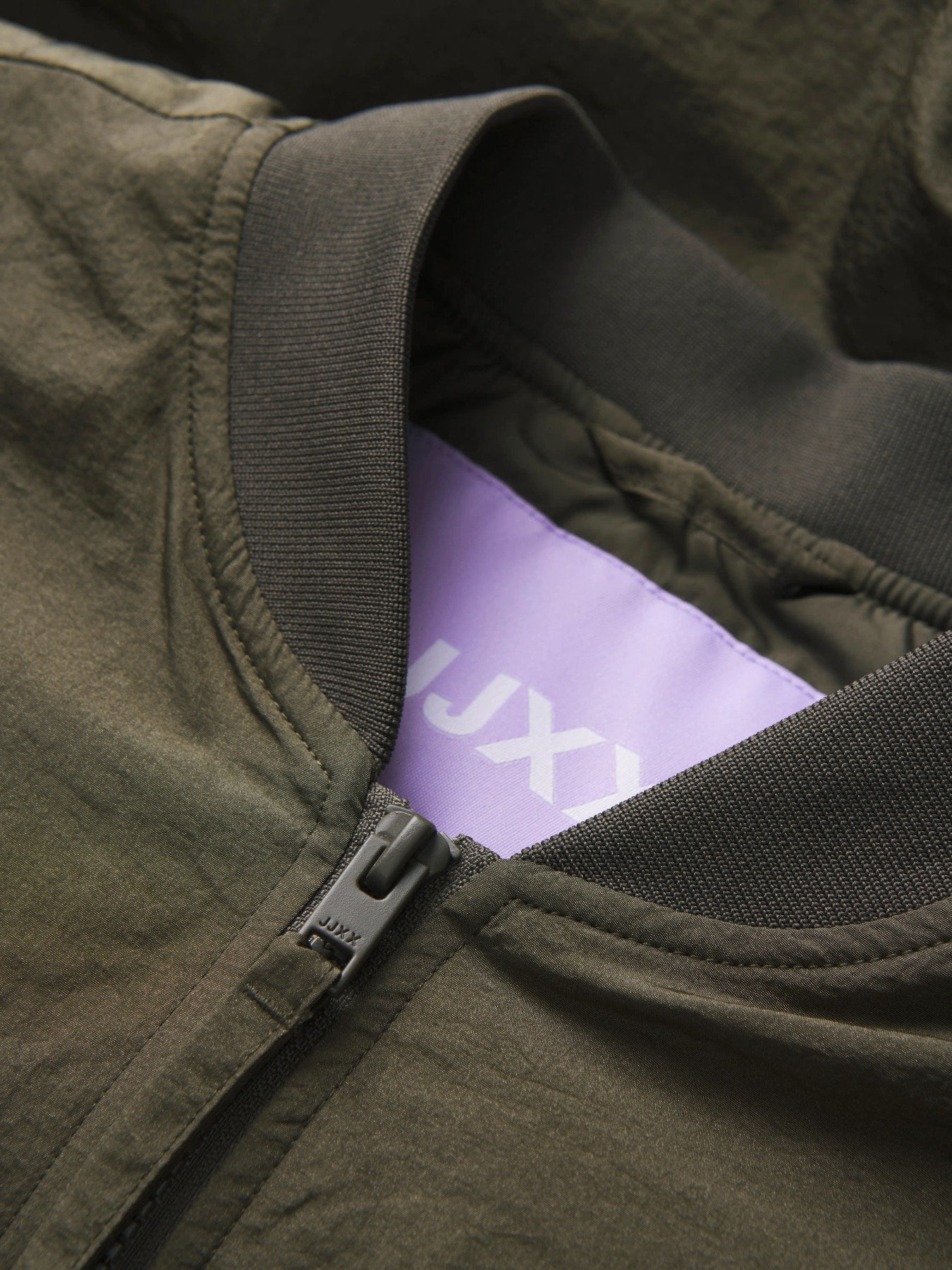 Ember bomber jacket khaki