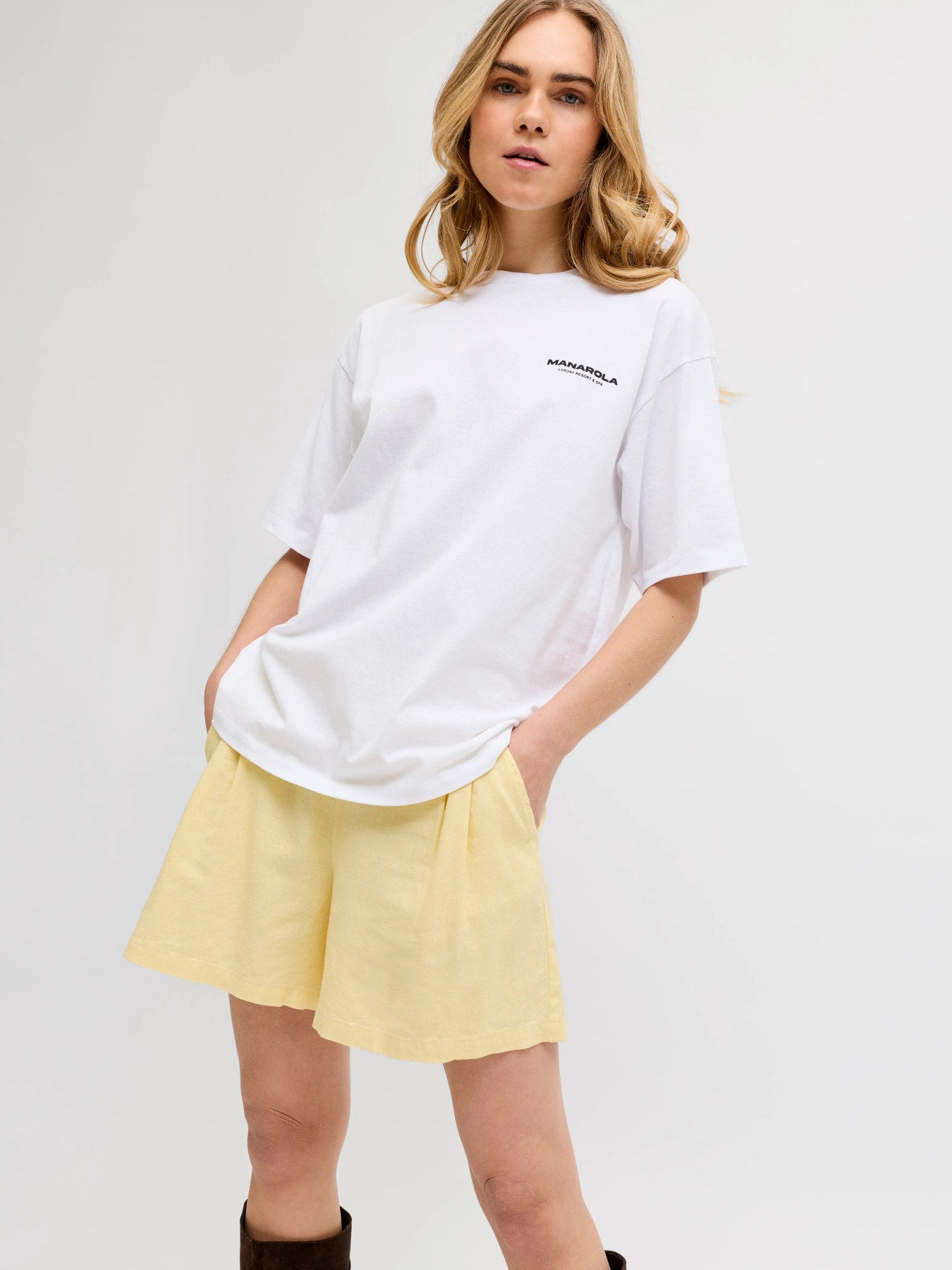Almira linnen short yellow