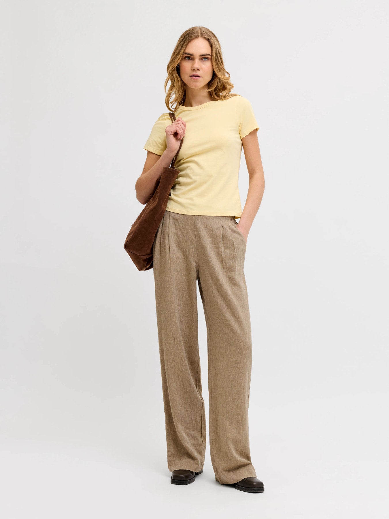 Almira trousers taupe