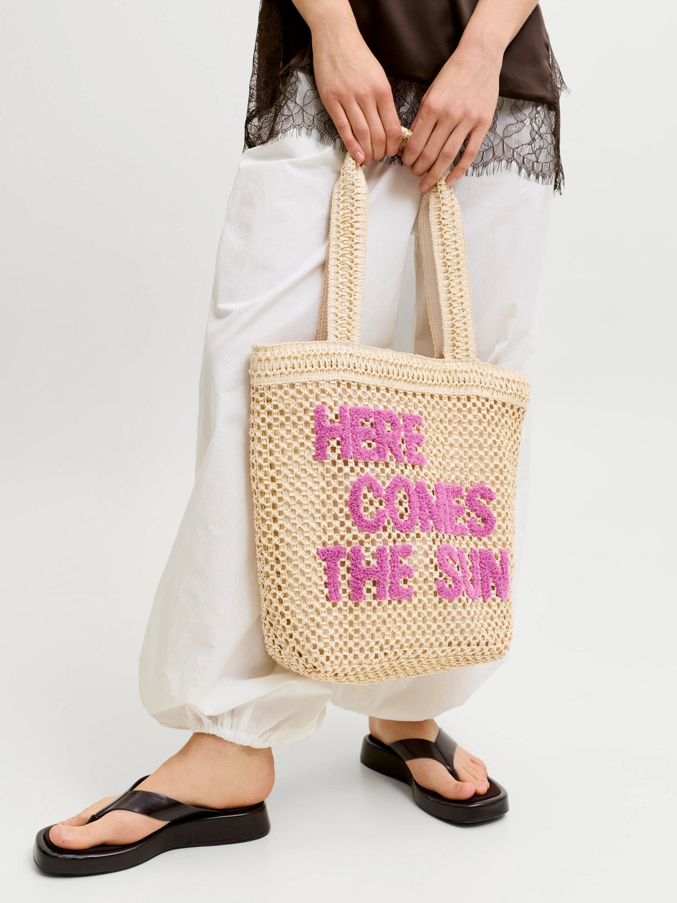Here comes the sun tote