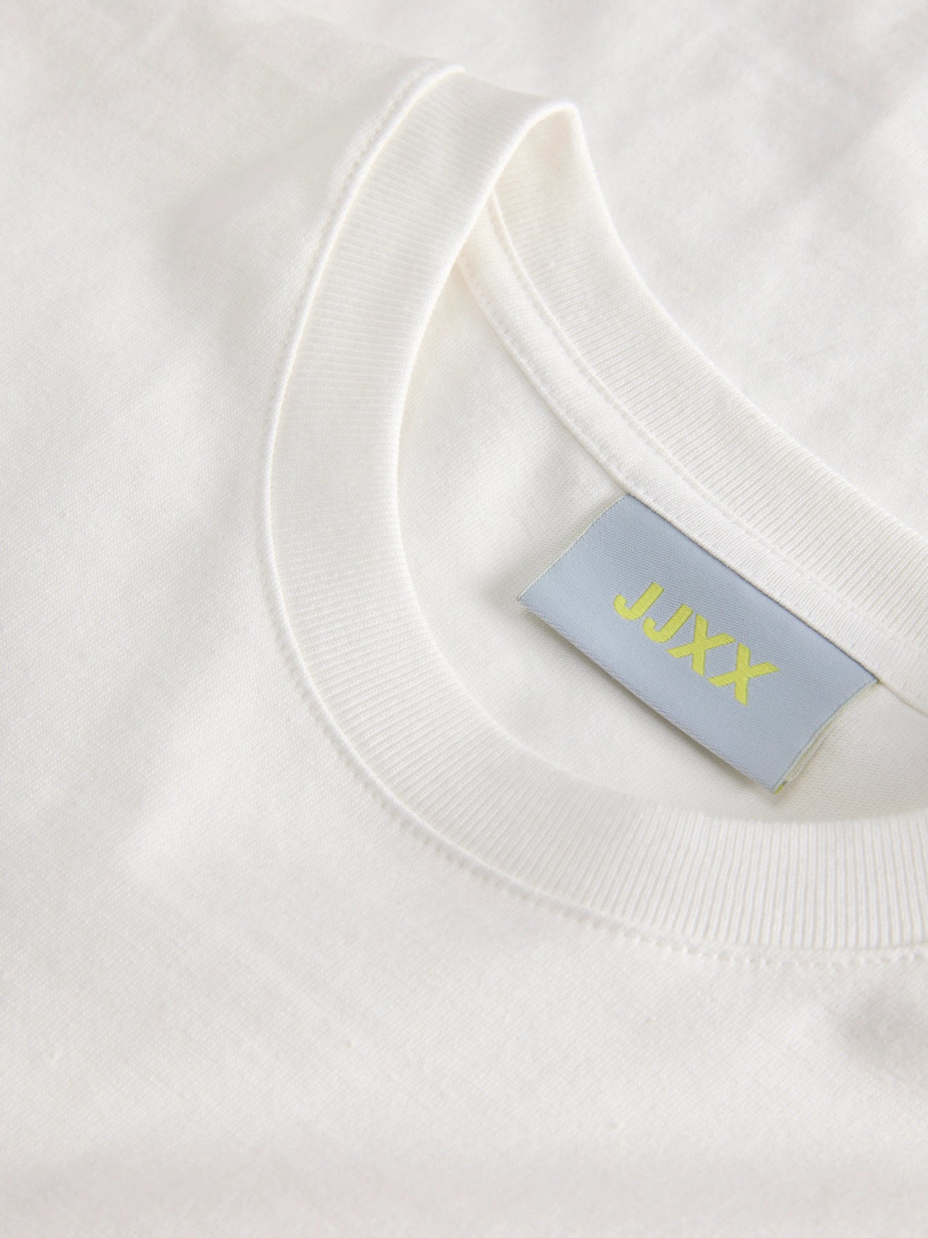 Sophia boxy tee - white