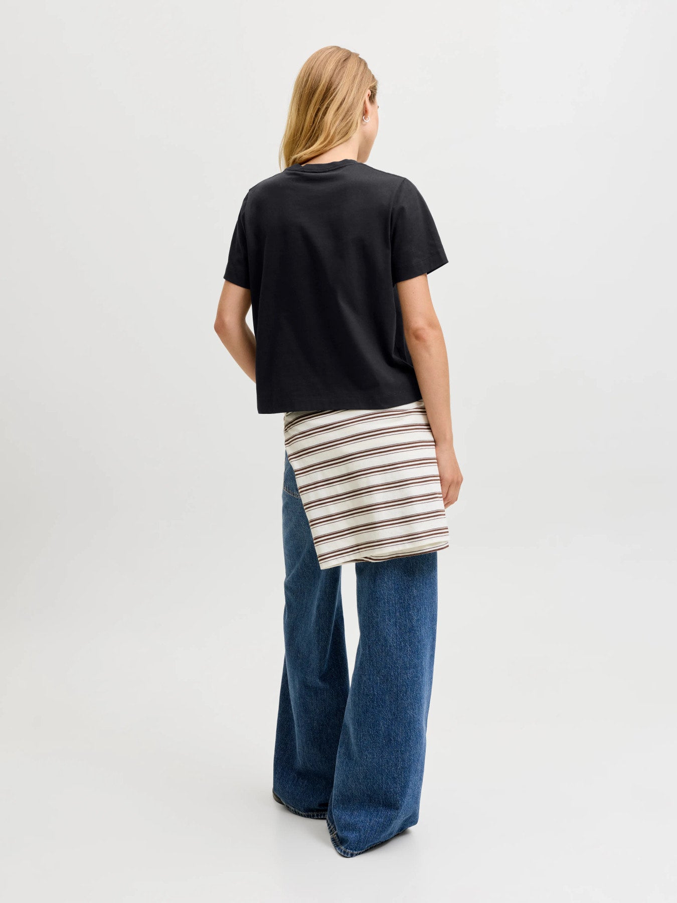 Sophia boxy tee - black