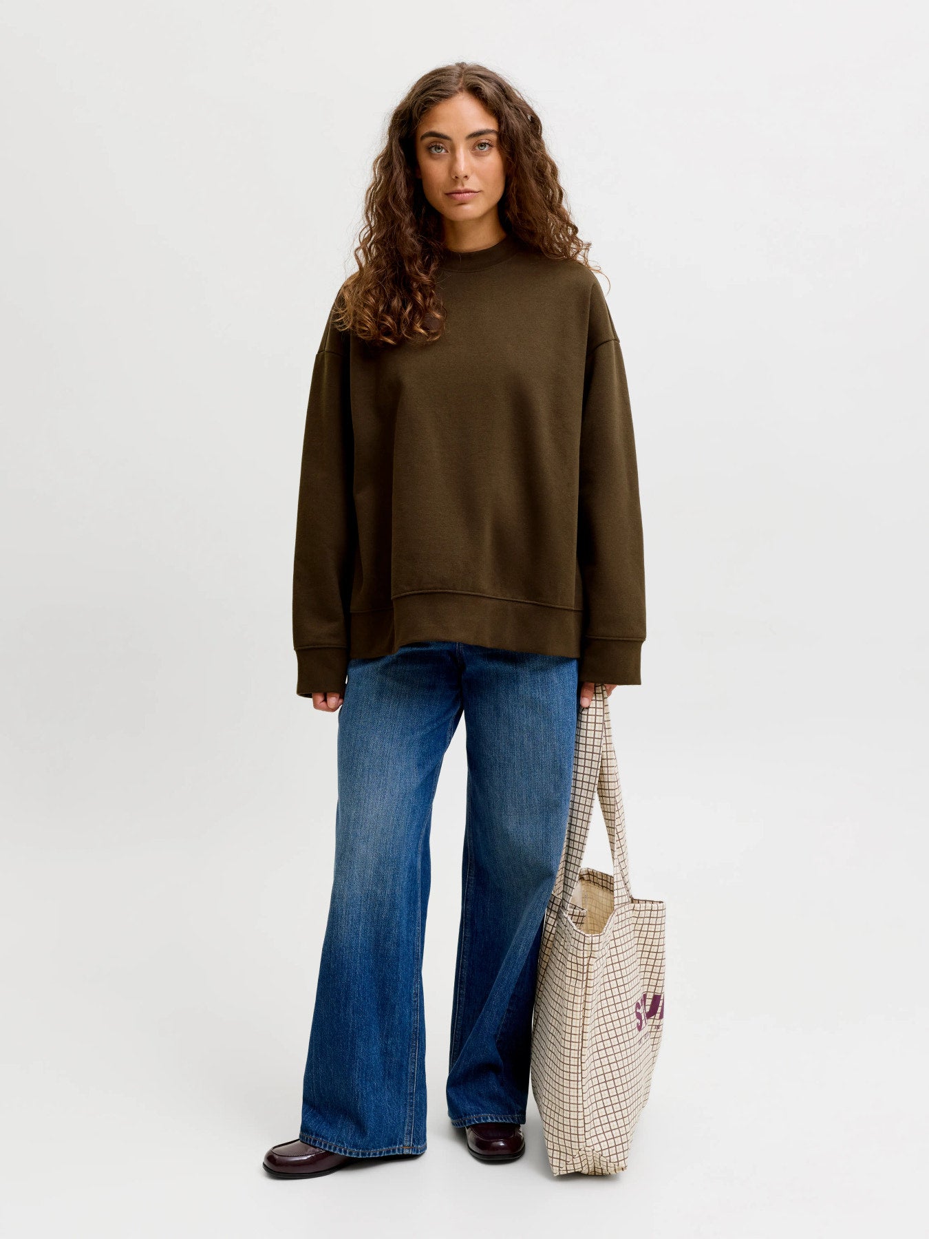 Sophia boxy sweater