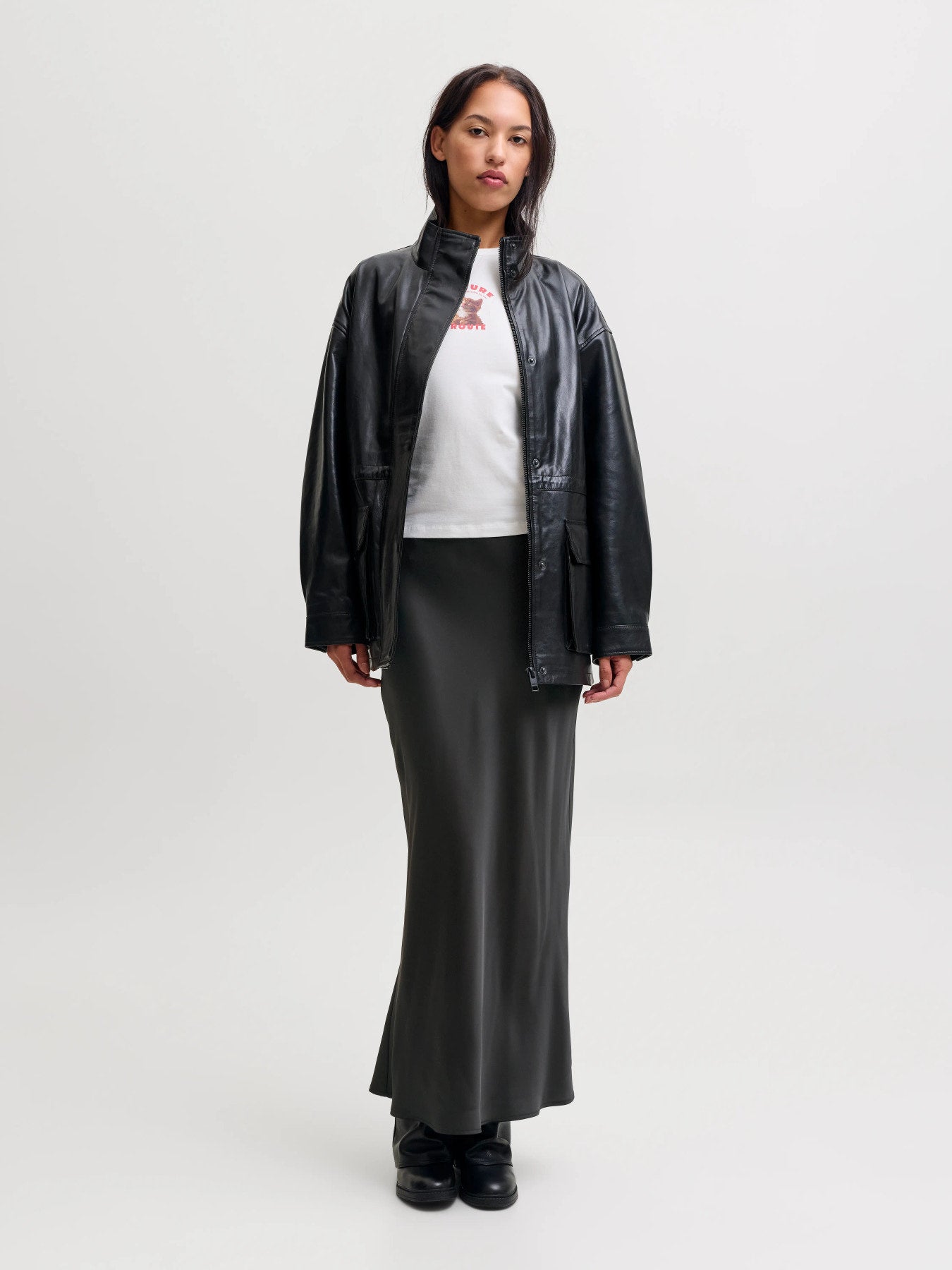 Tine Satin skirt - black