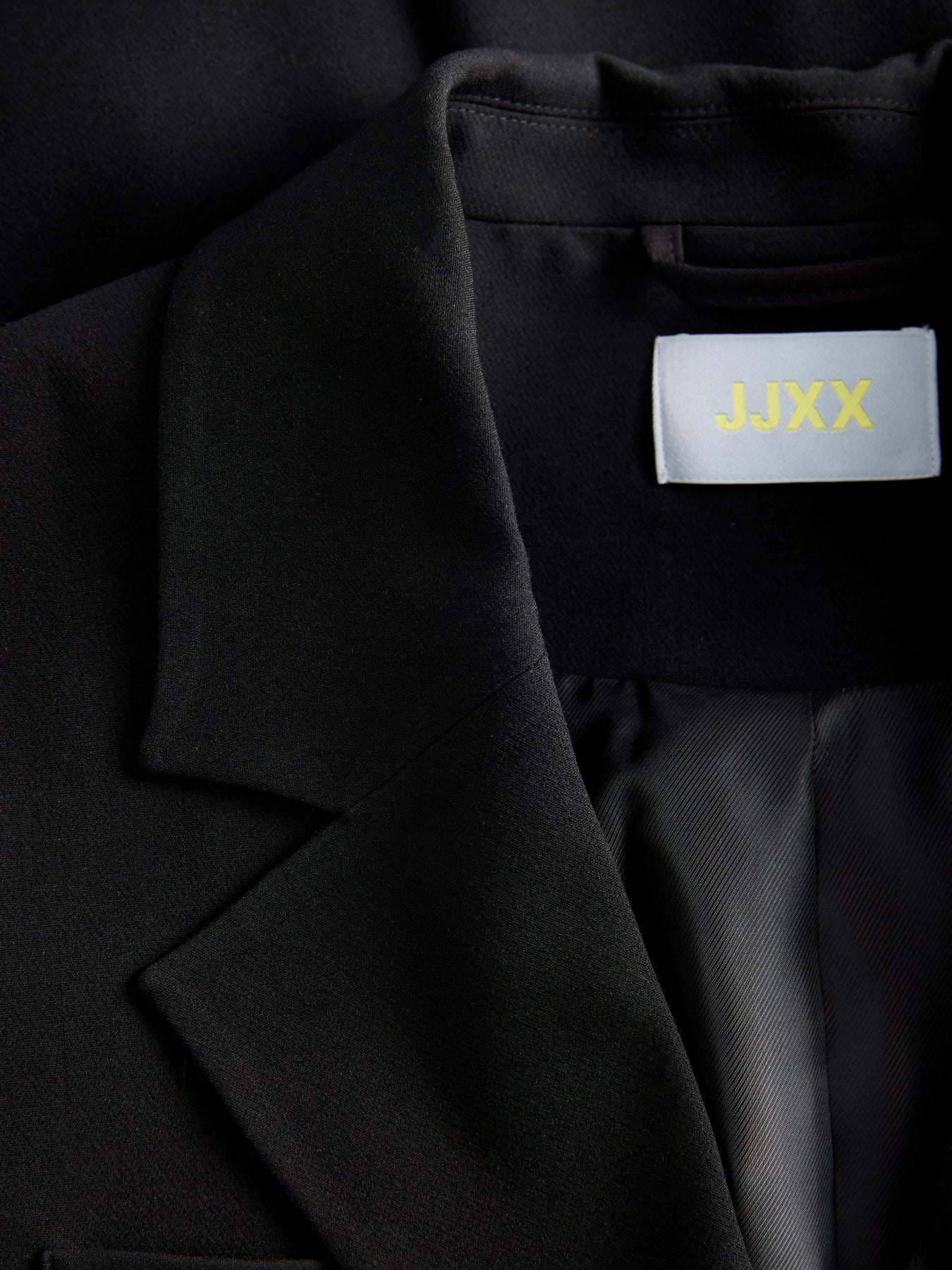 Iza brooke waist focus blazer