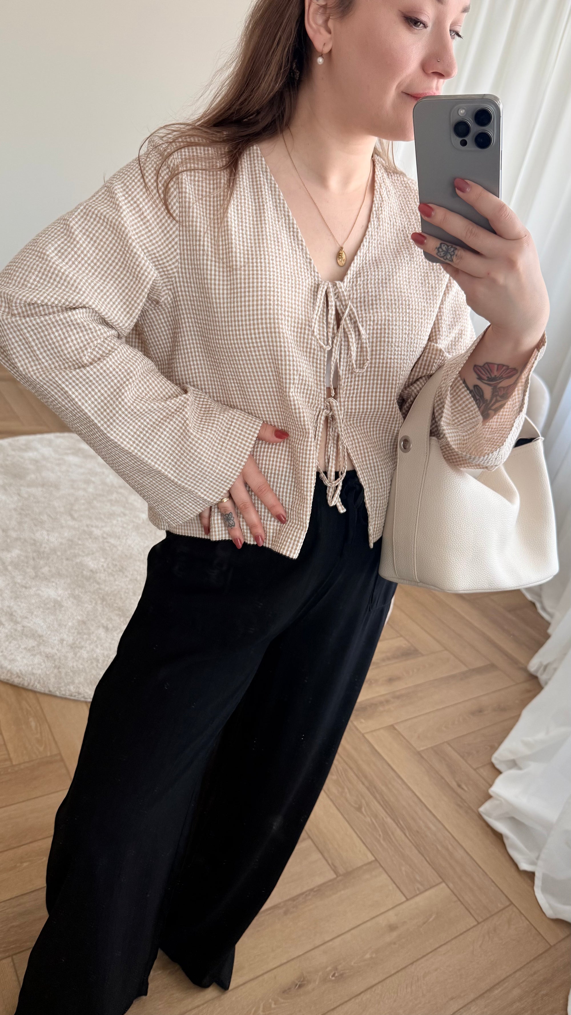 Zoe tie top beige