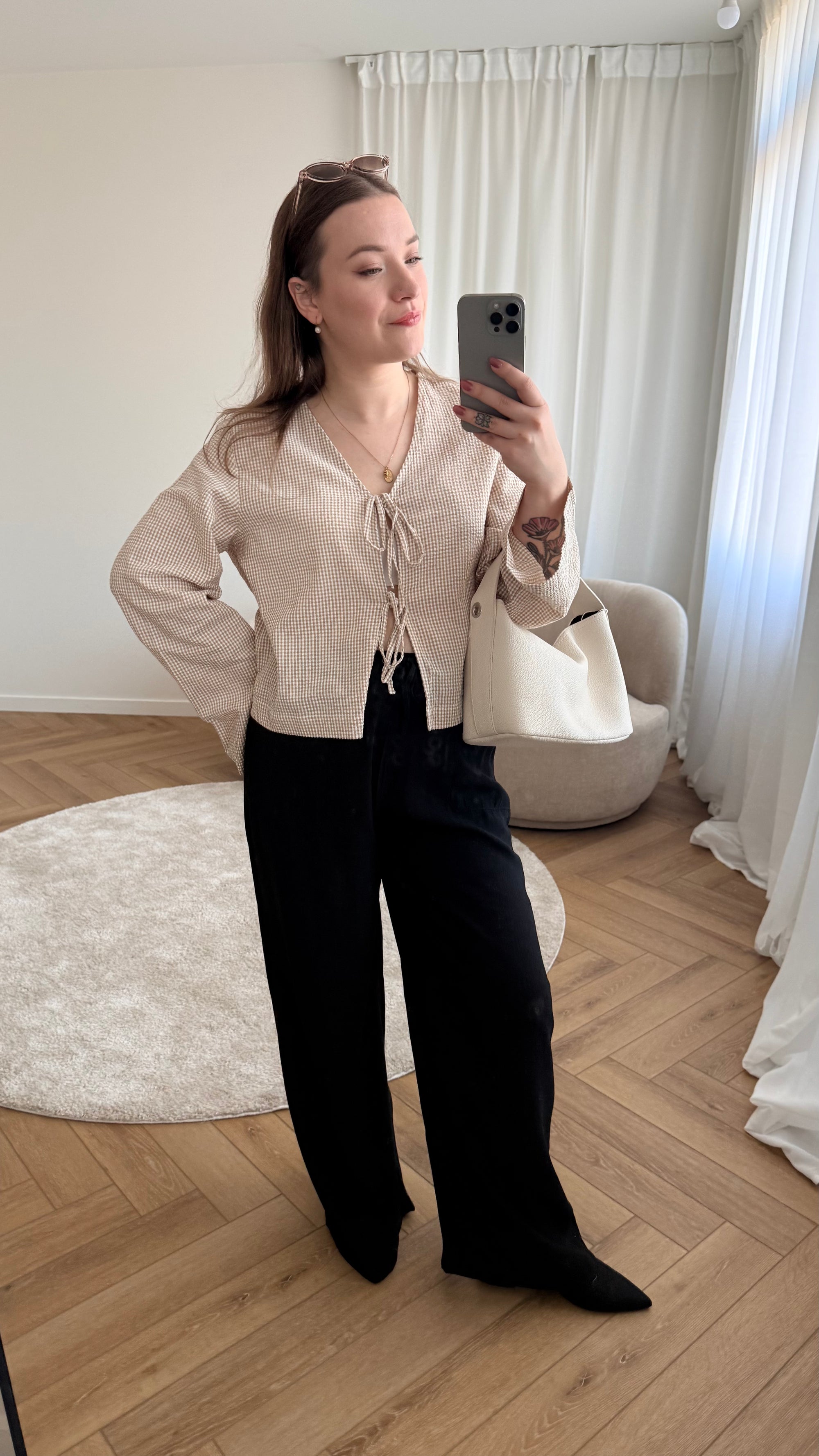 Zoe tie top beige
