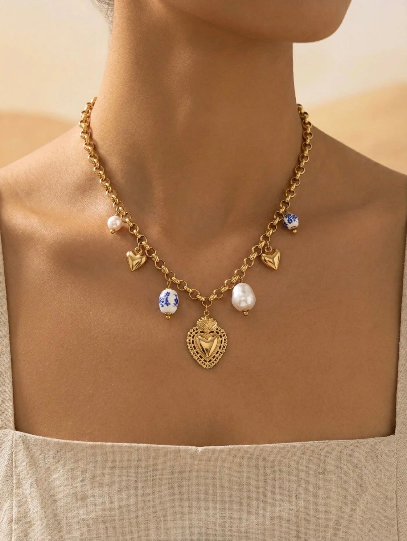 Delphine necklace