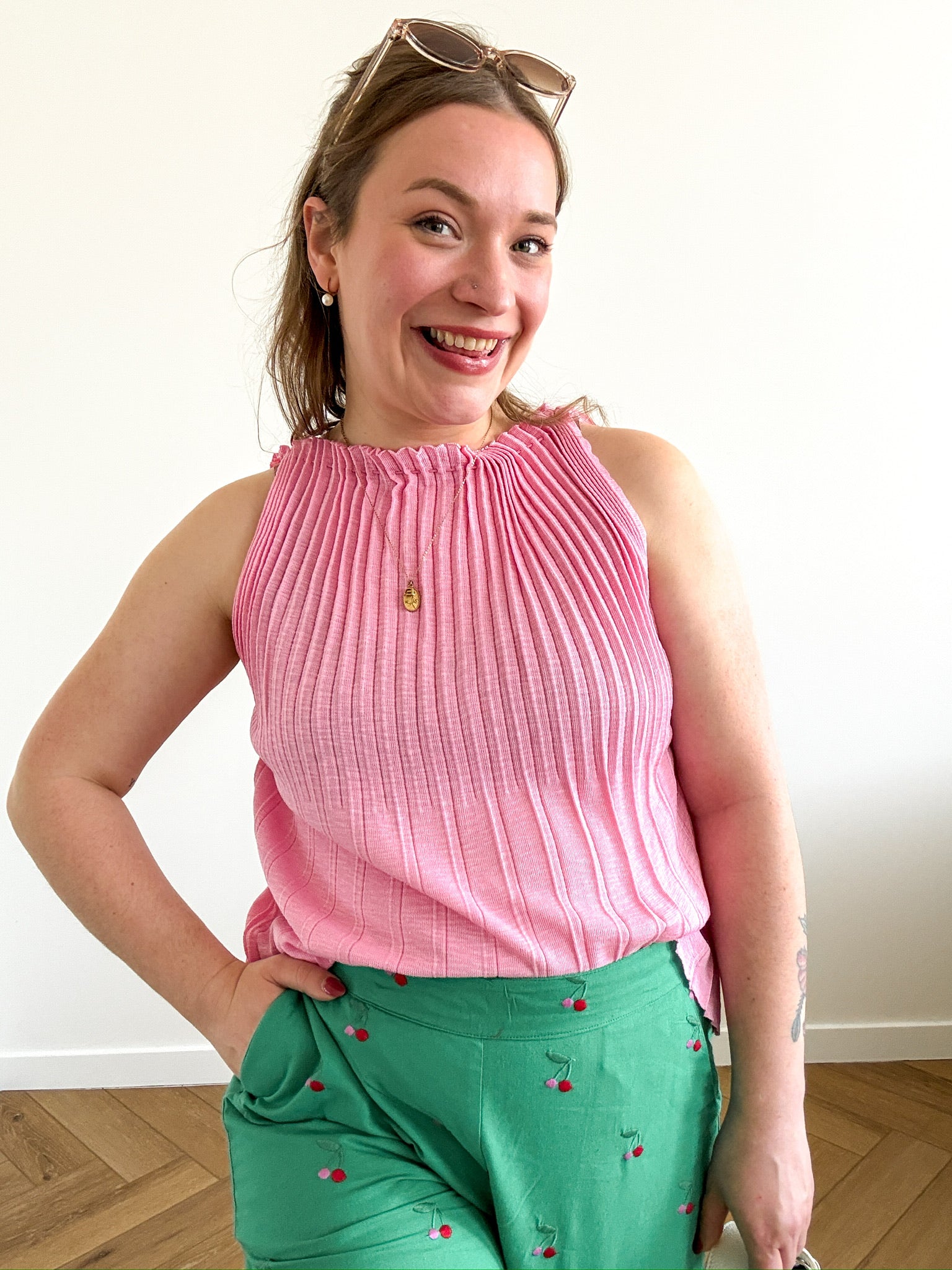 Claire pink plissé top