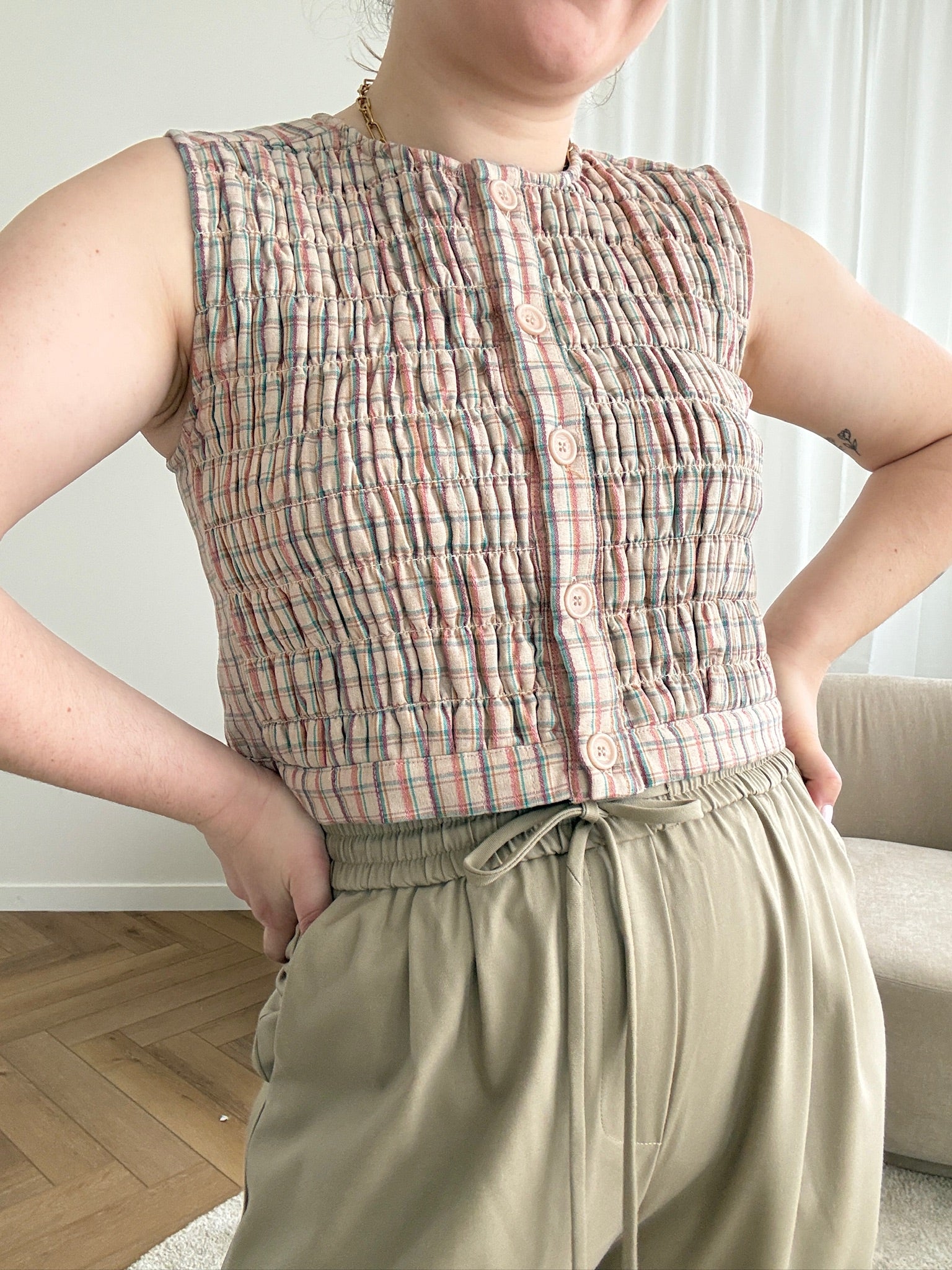 Aimee checked top