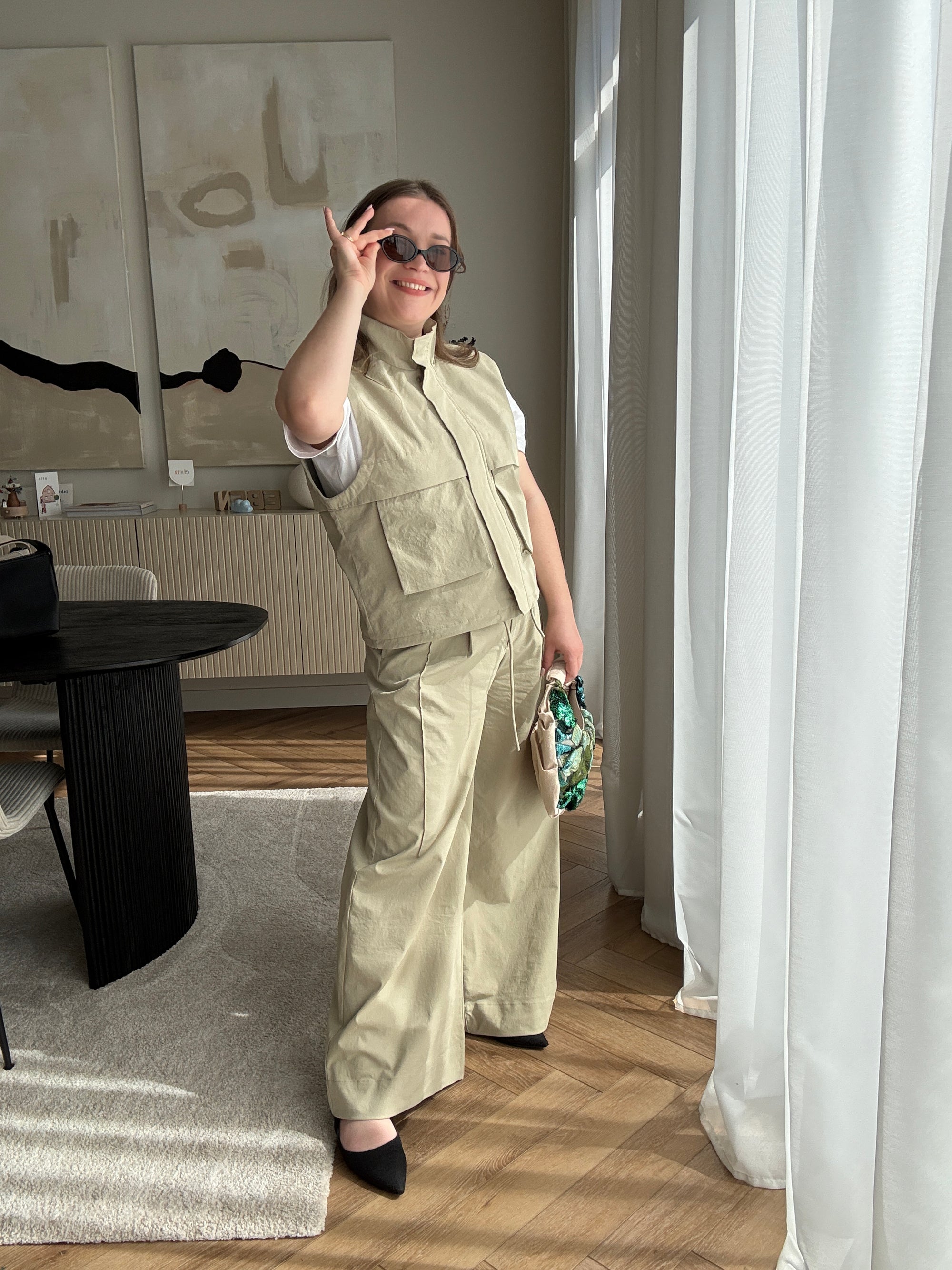 Carol vest olive