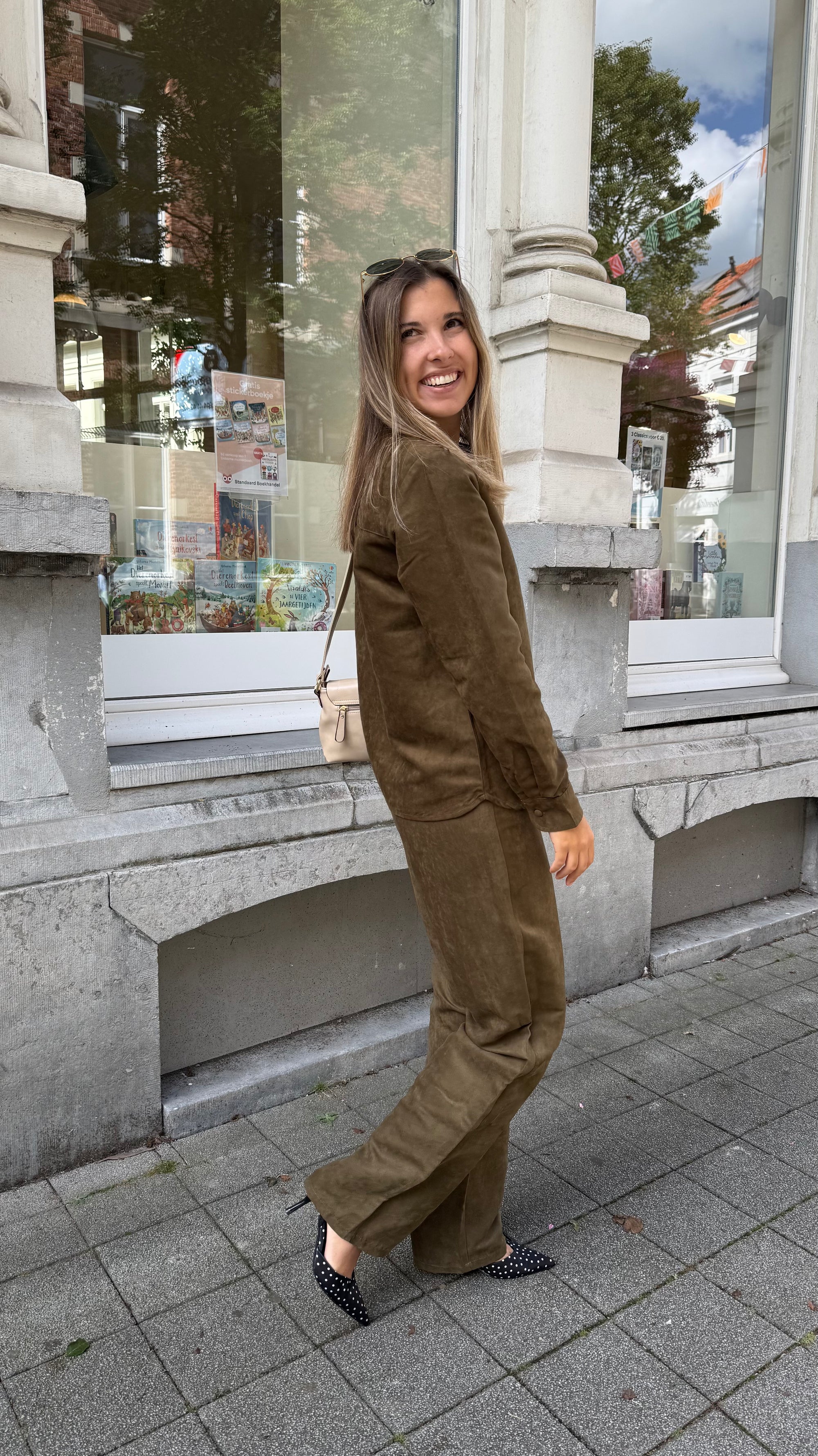 Lola Kali suède trousers