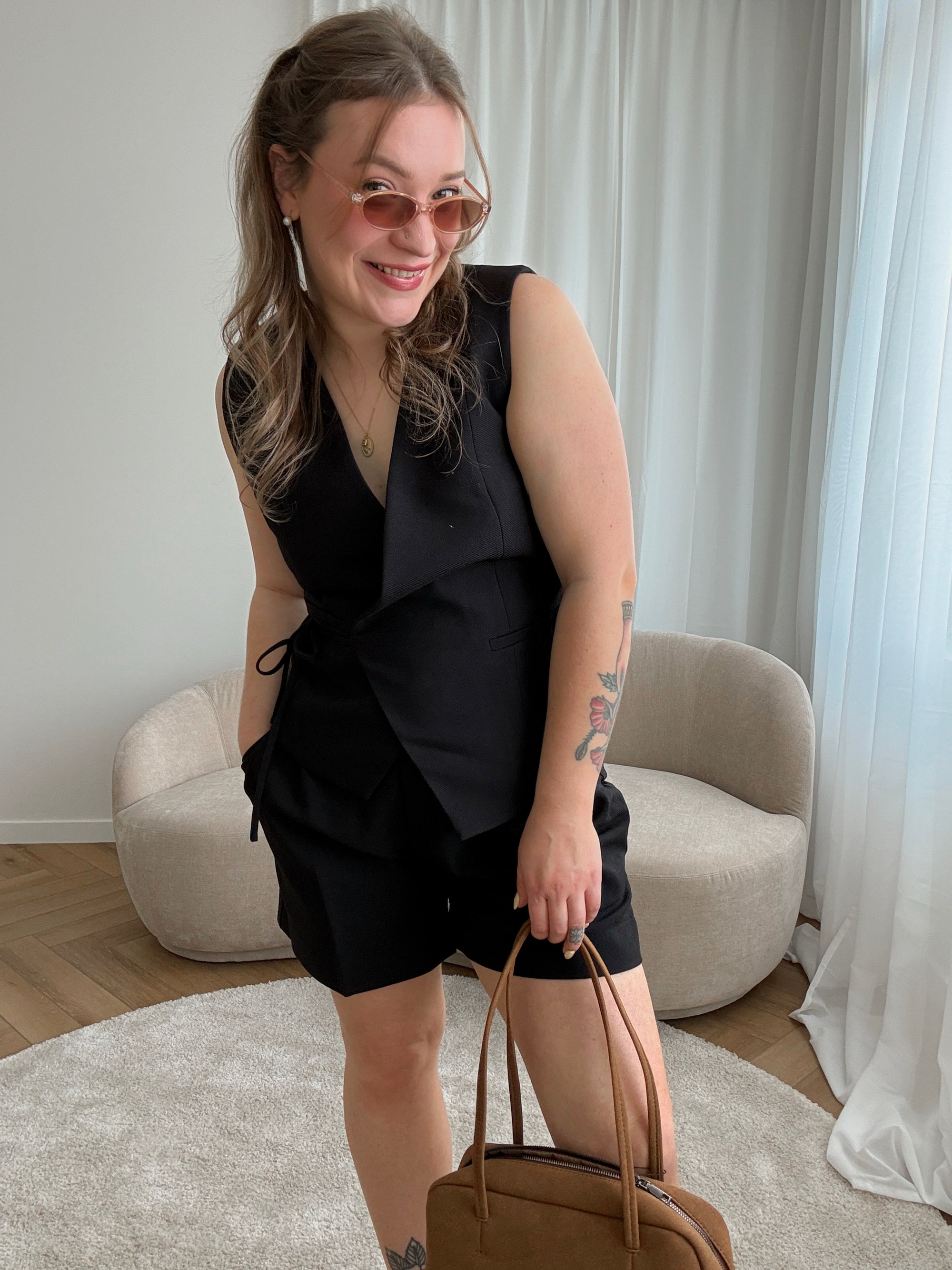 Vite short black