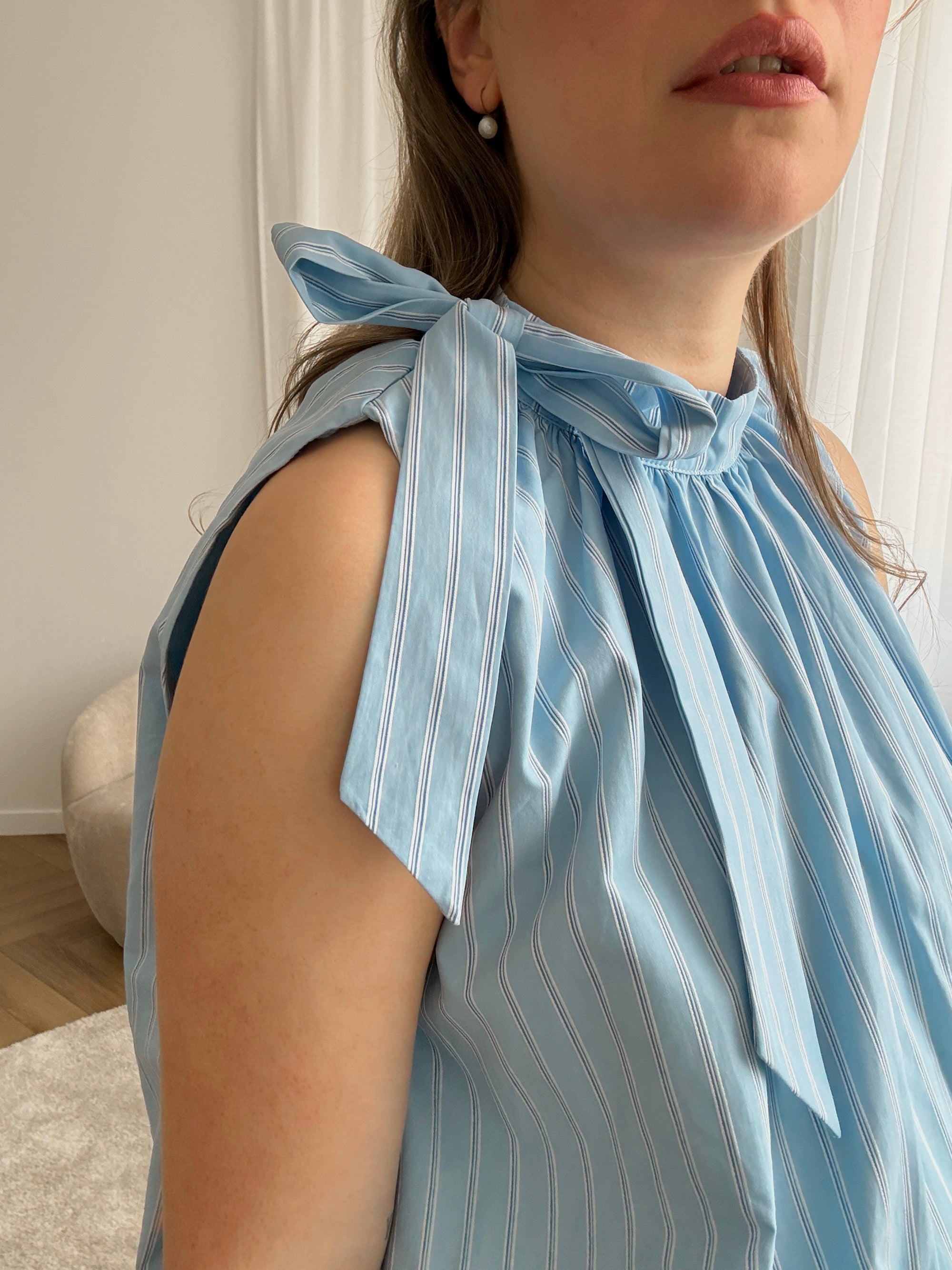 Vanya blouse blue