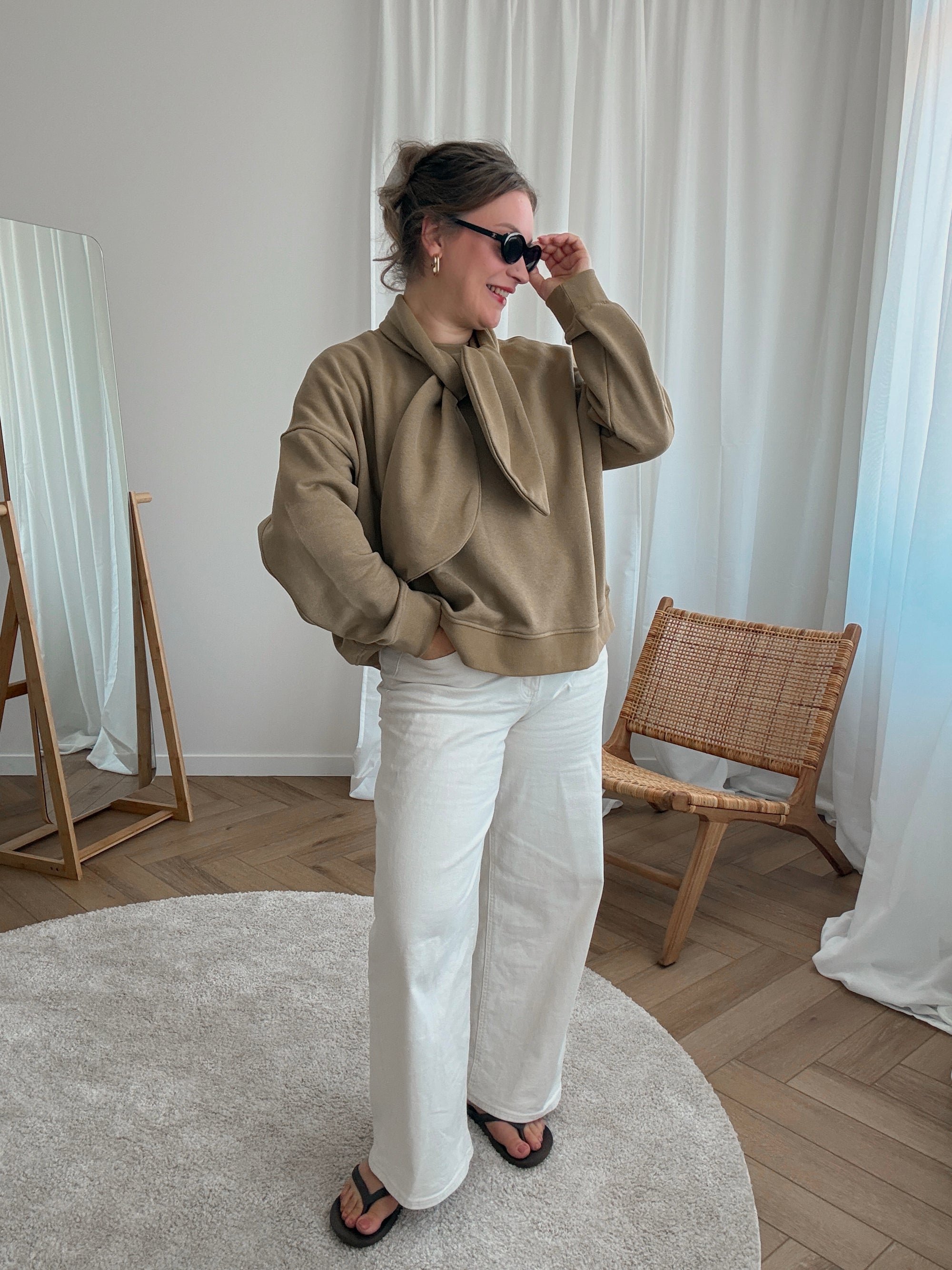 Arina tie sweatshirt -Seed green