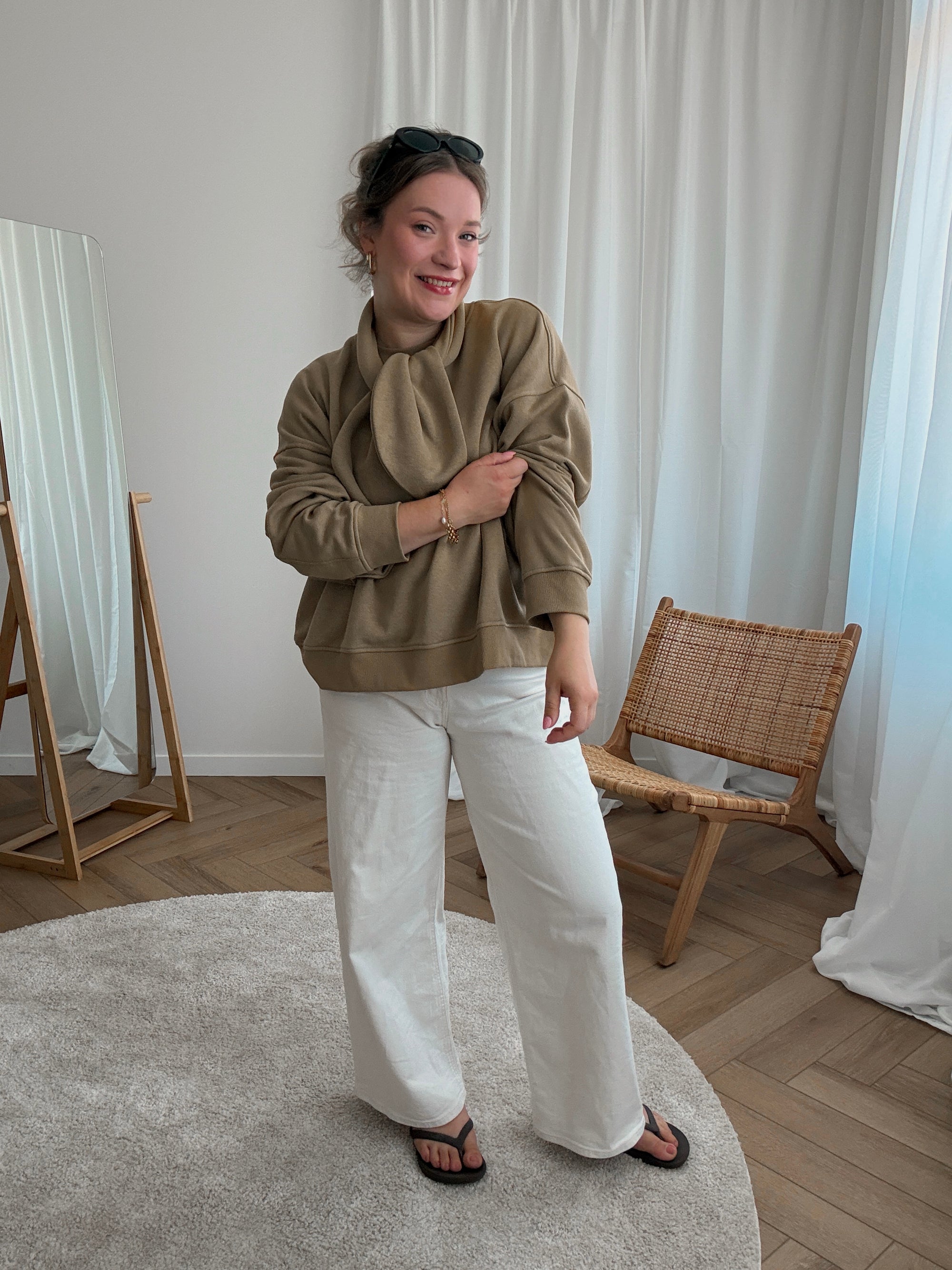 Arina tie sweatshirt -Seed green