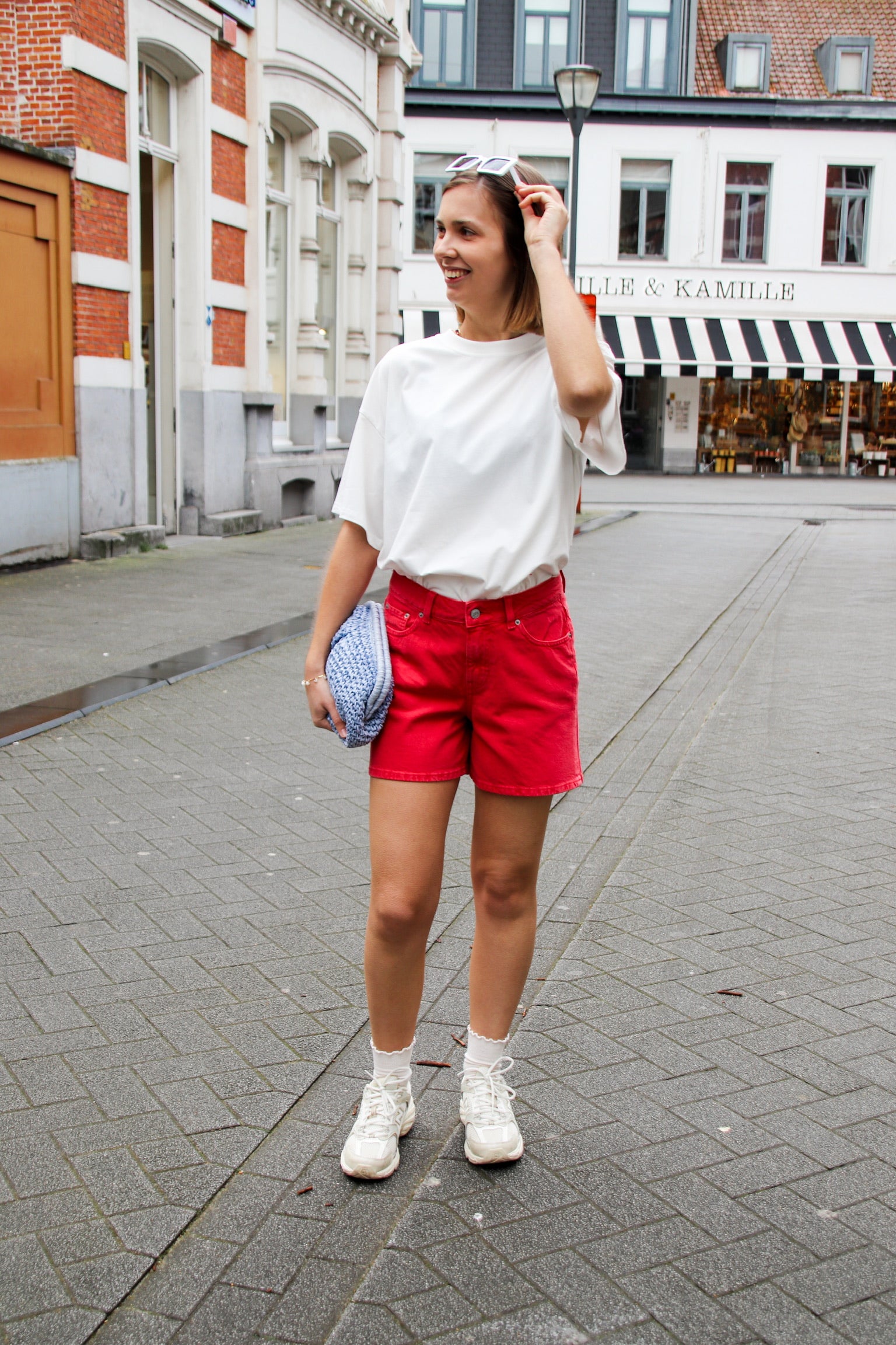 Laura denim short red