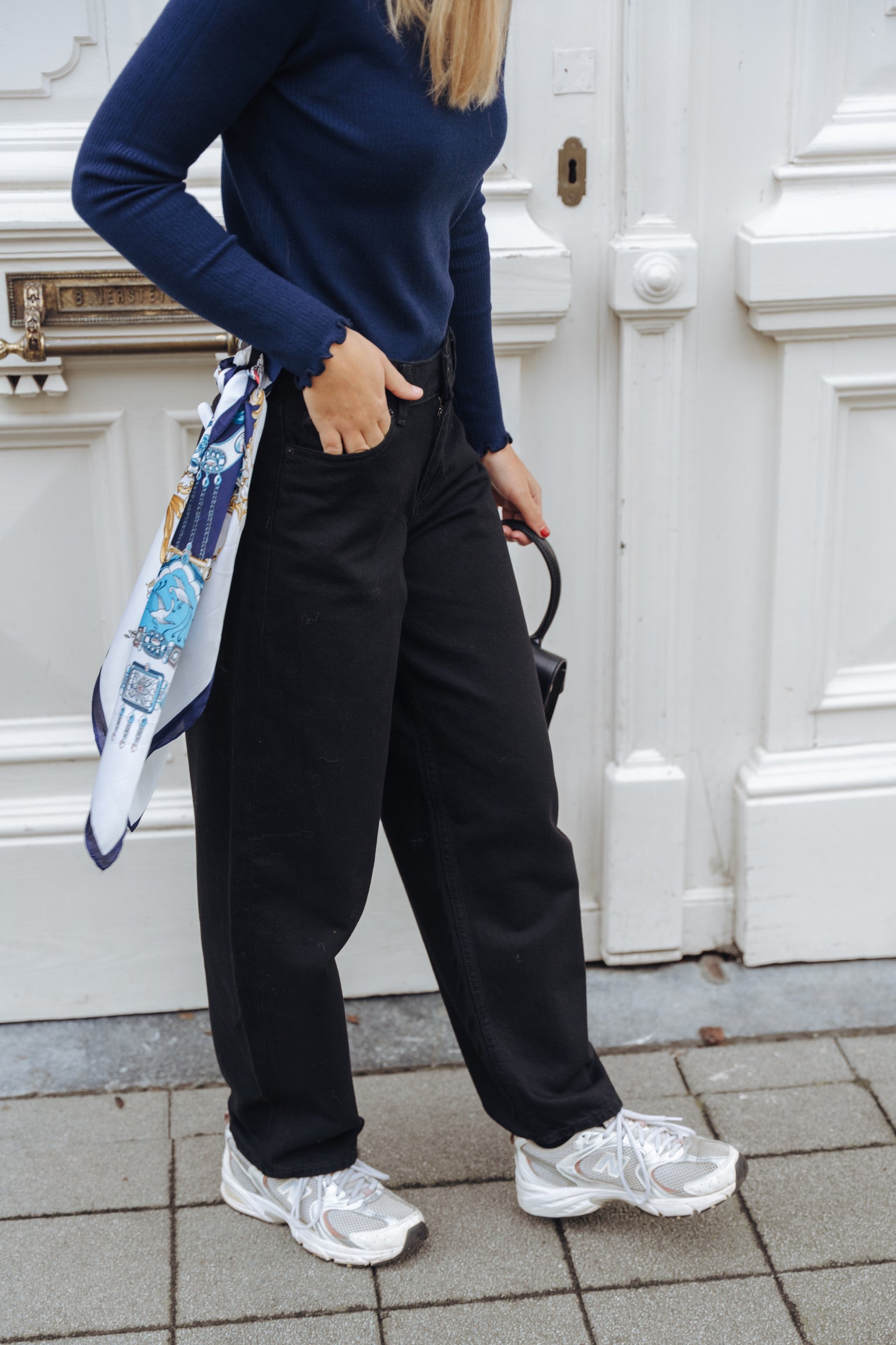 Lumi scarf floral navy