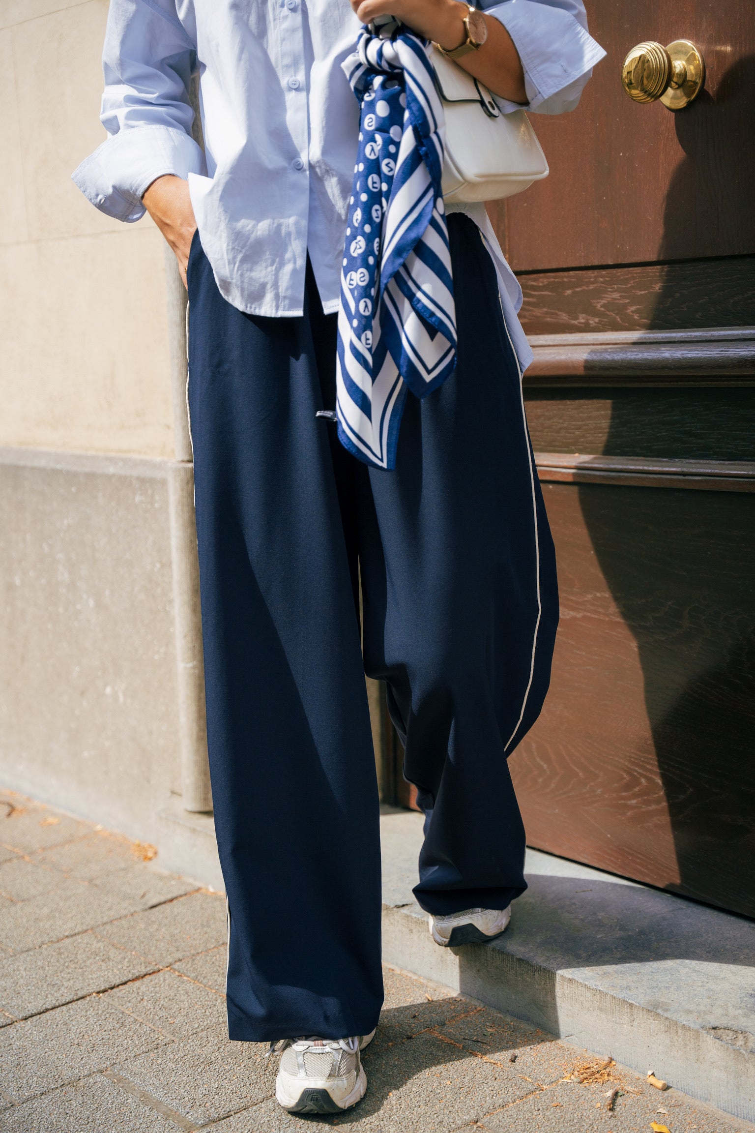 Lumi scarf navy polka