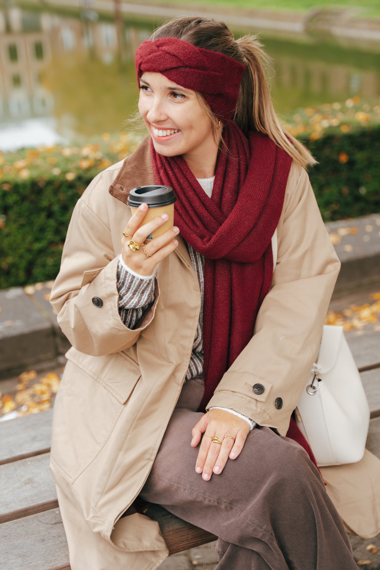 Sanguine scarf burgundy