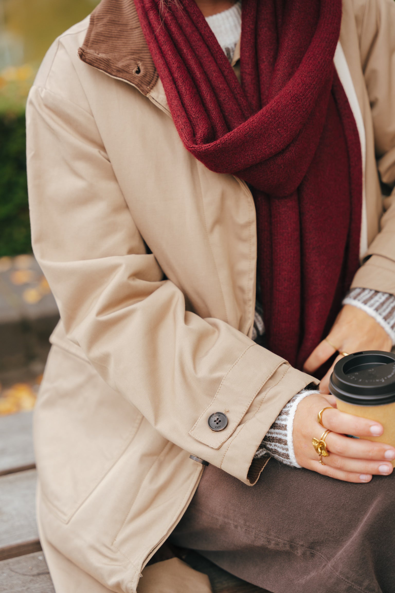 Mira trenchcoat camel