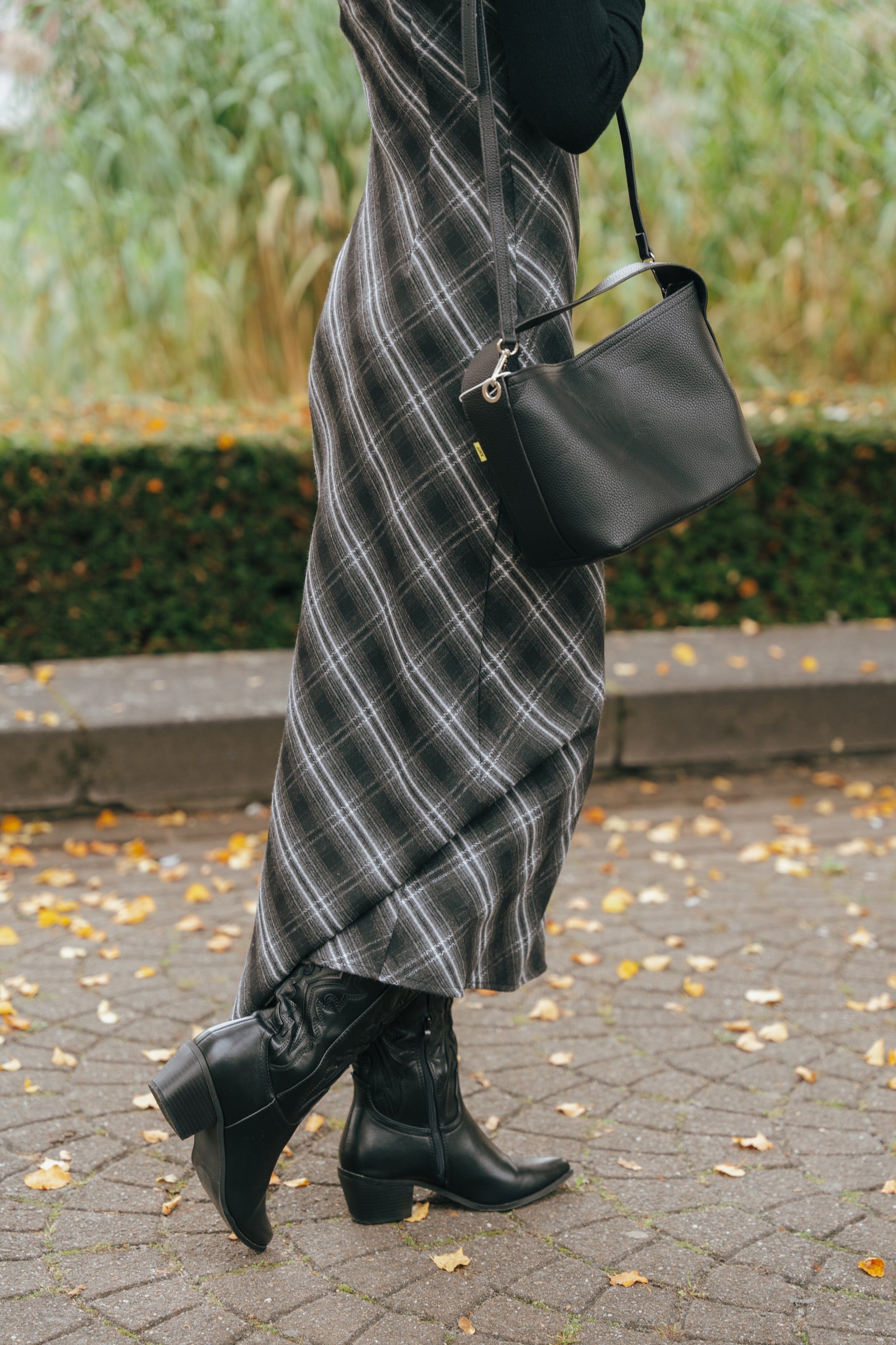 Naïma check dress black