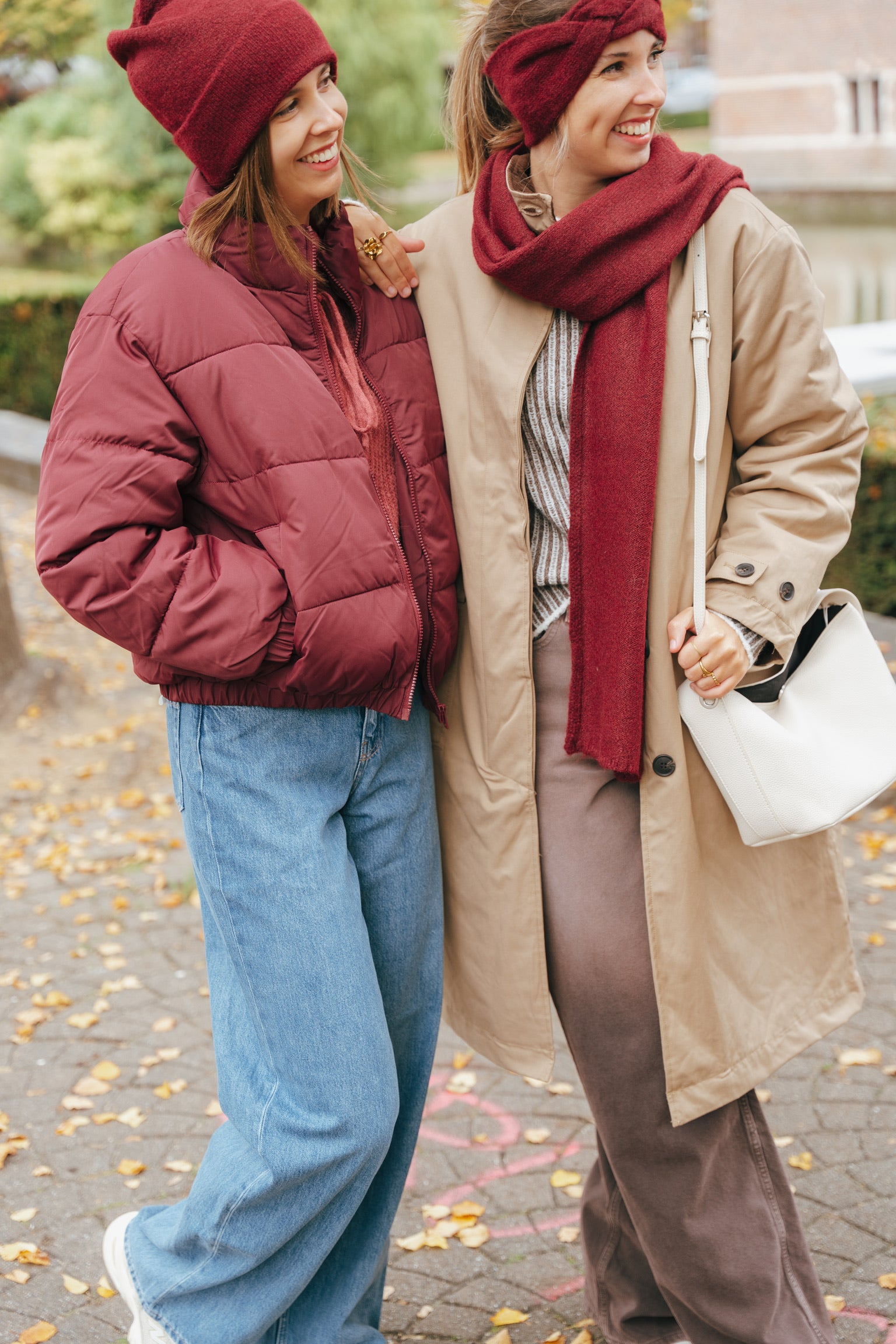 Sanguine scarf burgundy